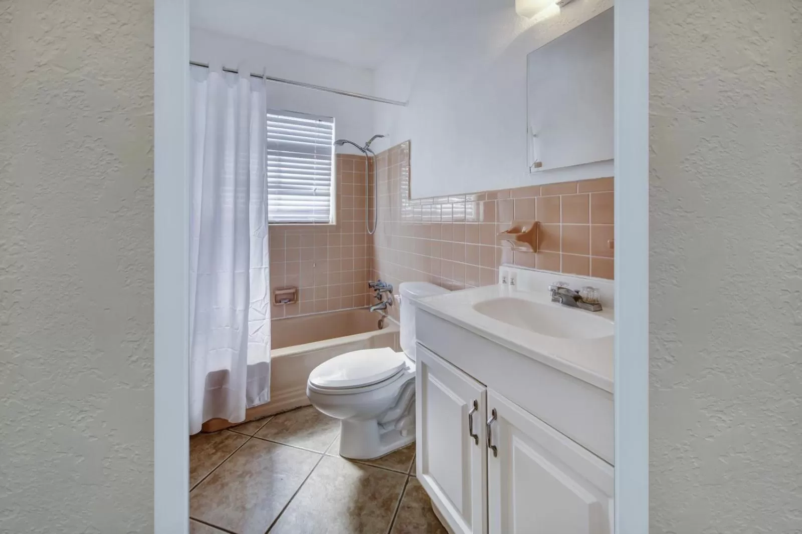 Toilet in Blue Strawberry by the Sea