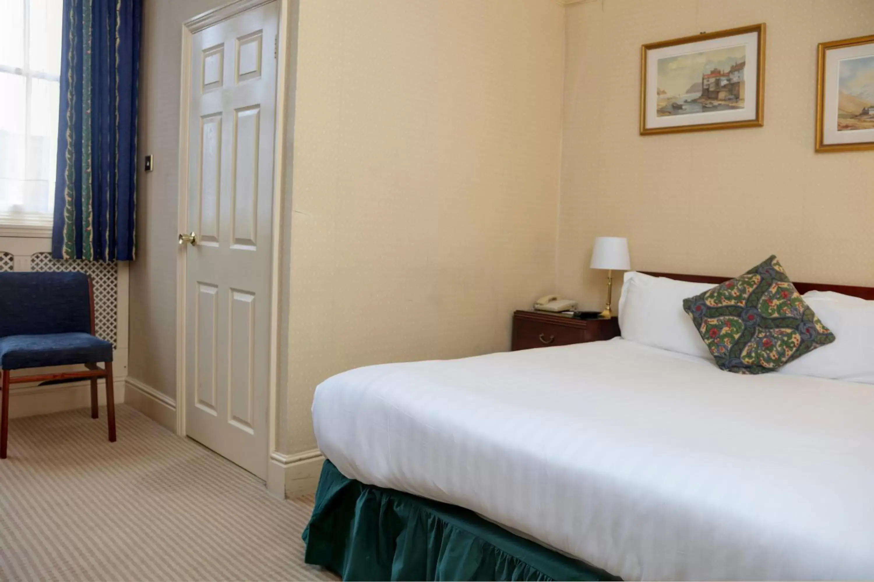 Bed in Bestwood Lodge Hotel