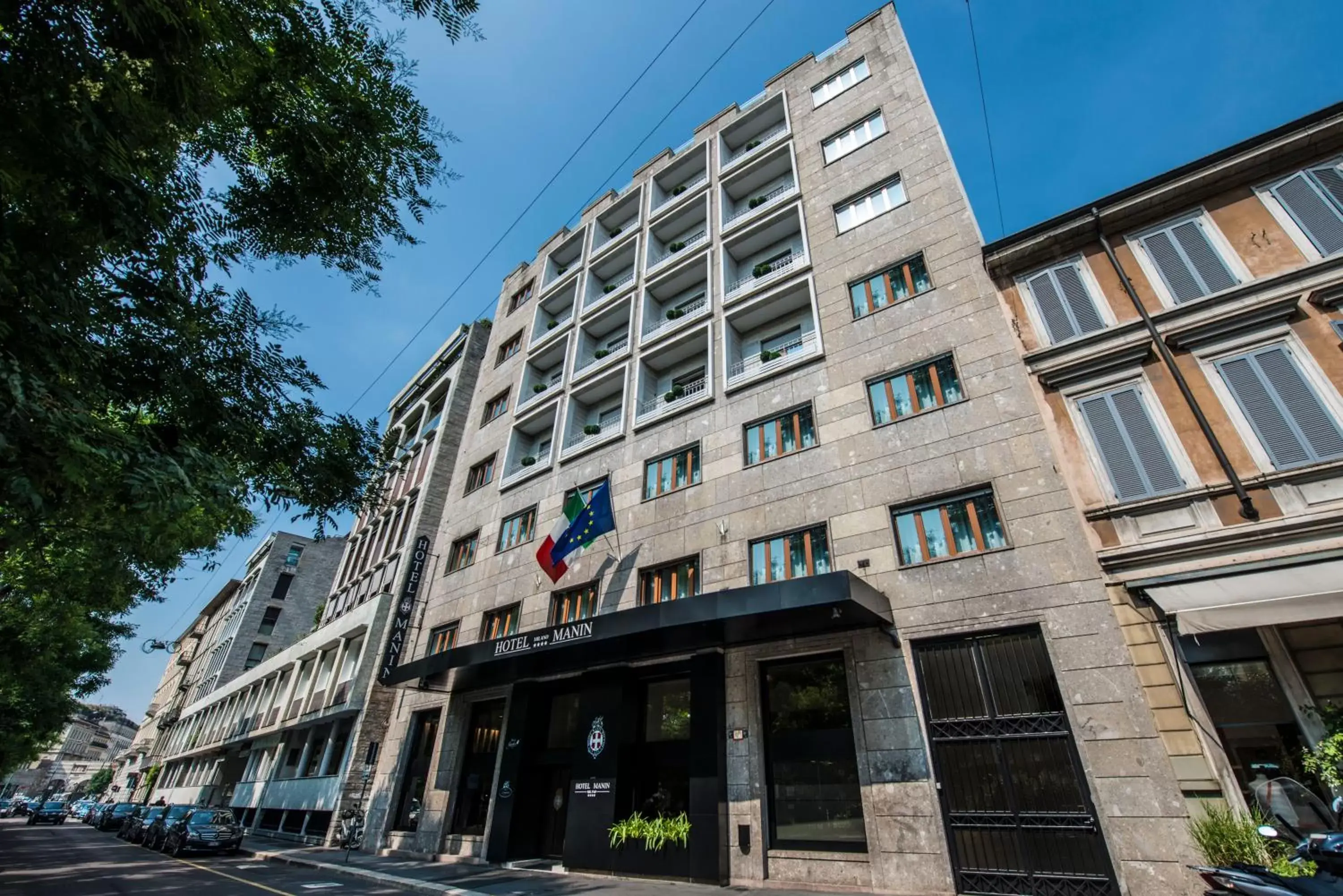 Facade/entrance in Hotel Manin