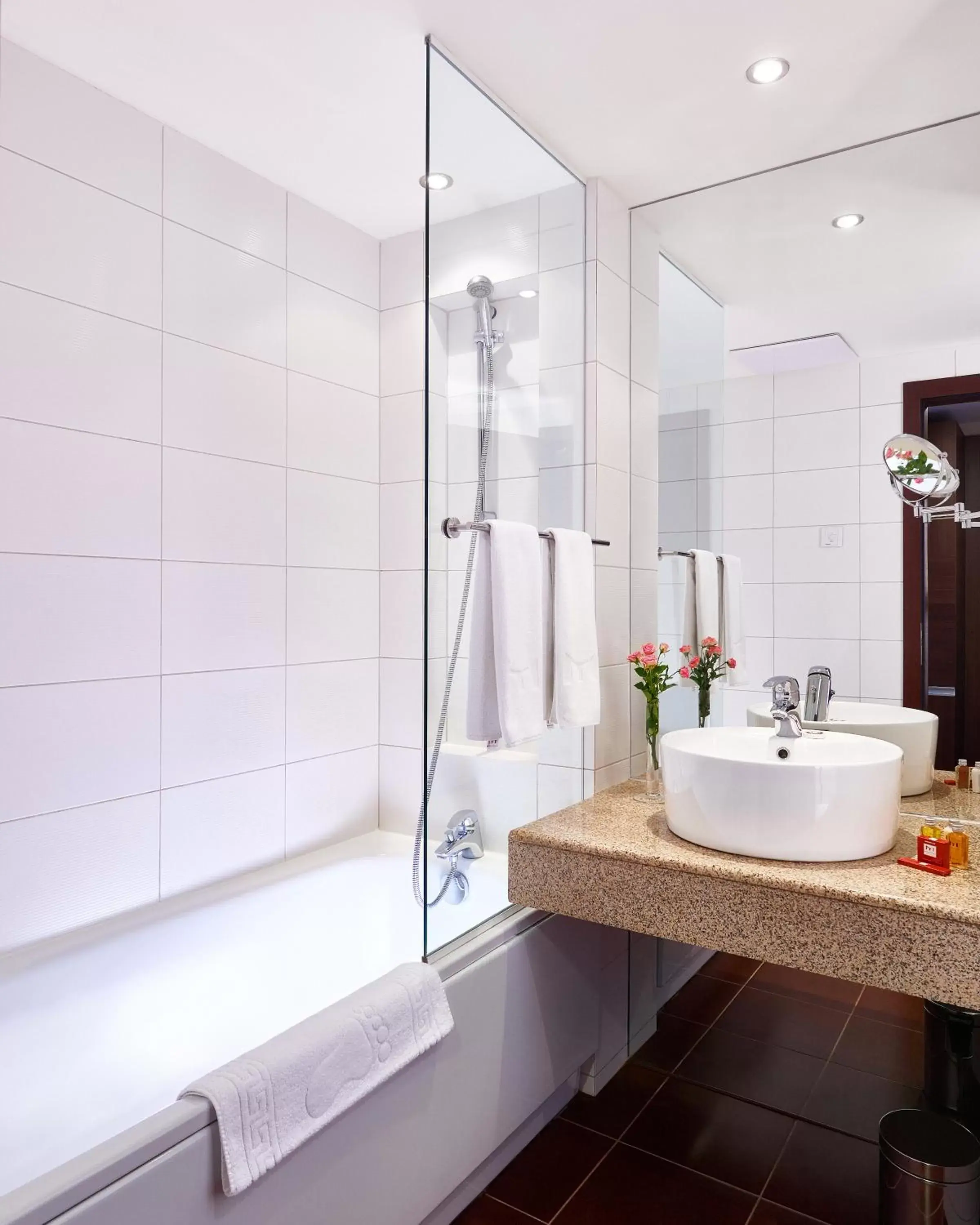 Bathroom in Metropolitan Hotel Sofia, a member of Radisson Individuals