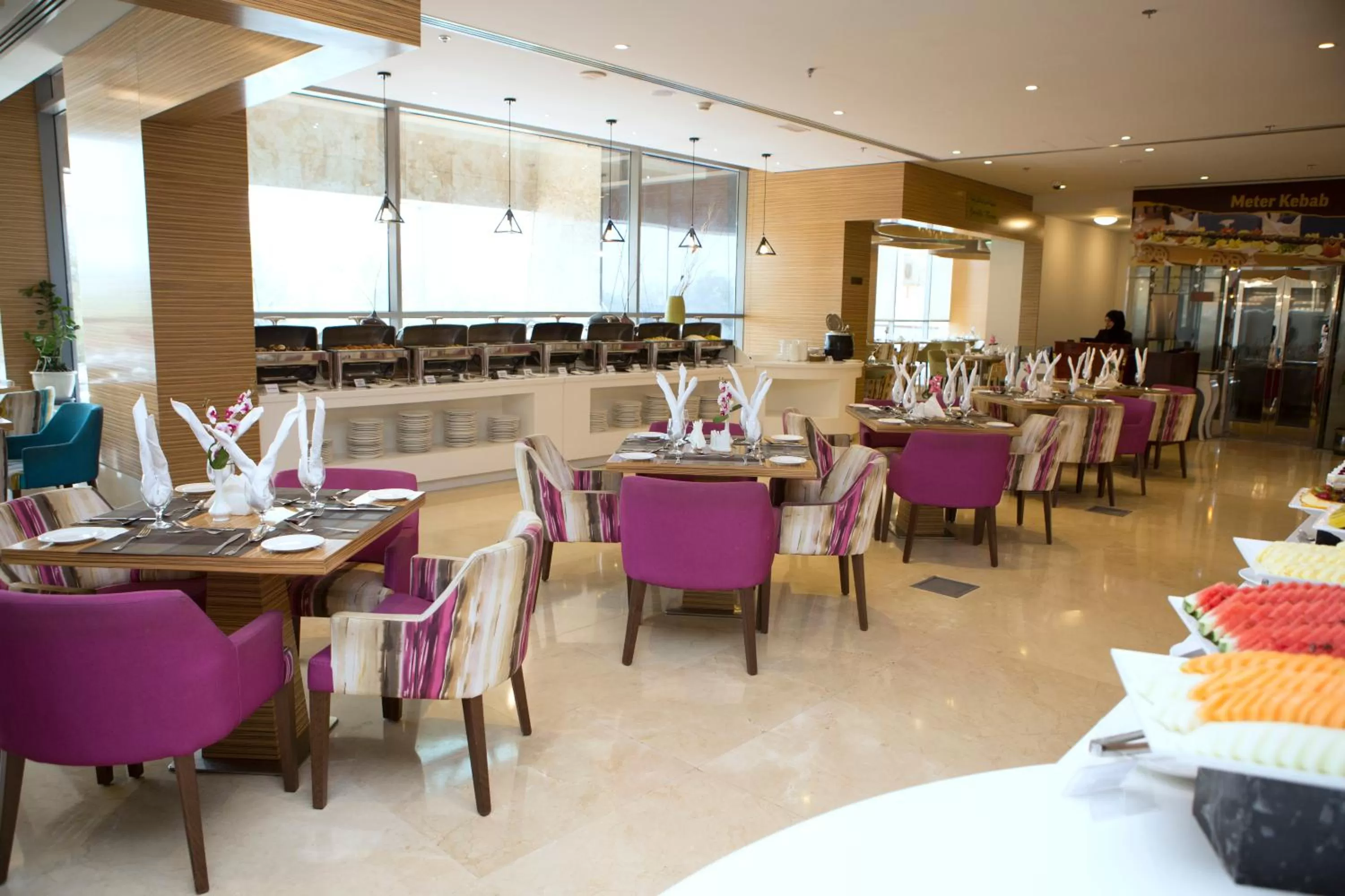 Restaurant/places to eat in Best Western Plus Pearl Creek