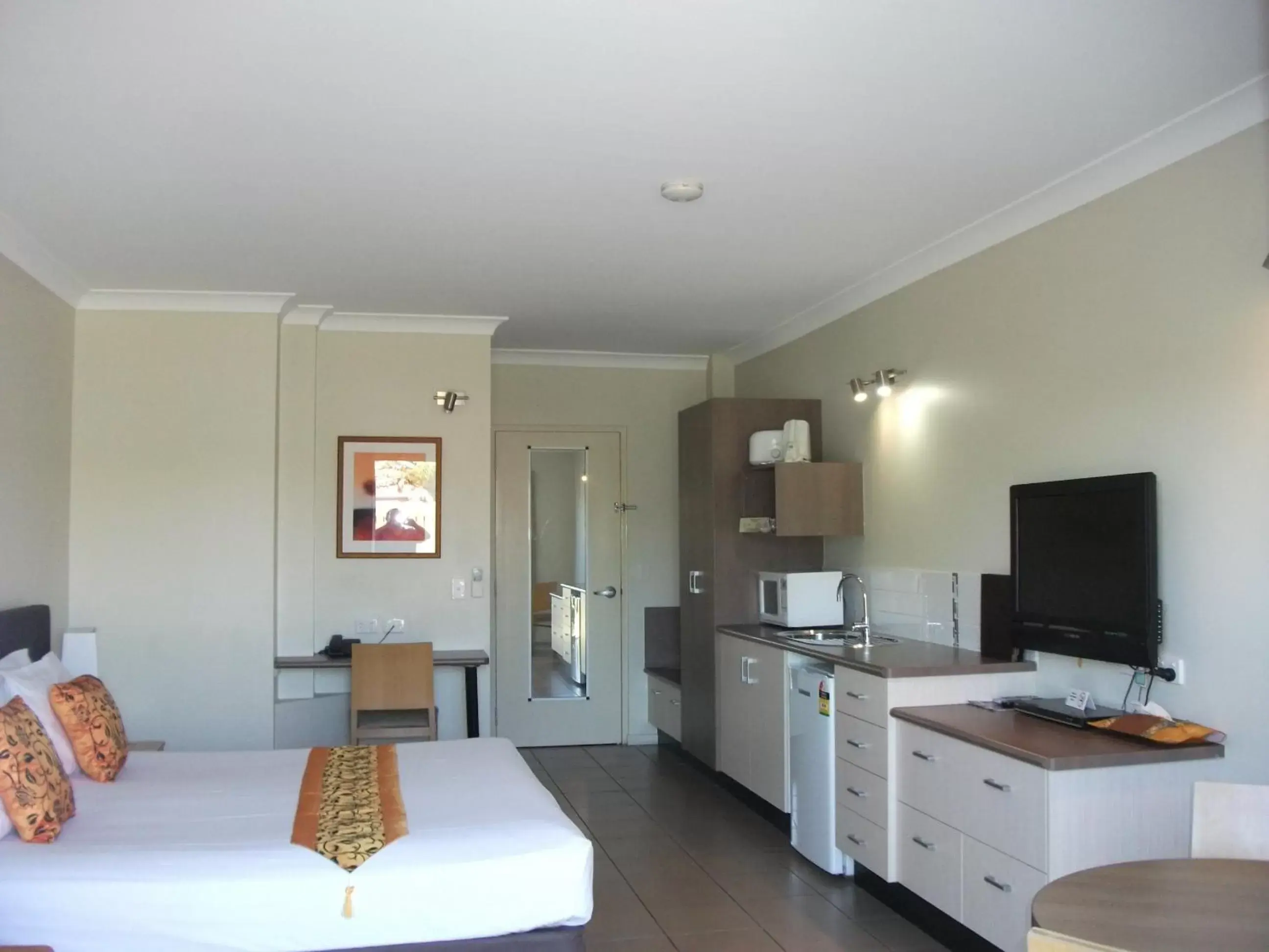 King Room in Spinifex Motel and Serviced Apartments King Room in Spinifex Motel and Serviced Apartments