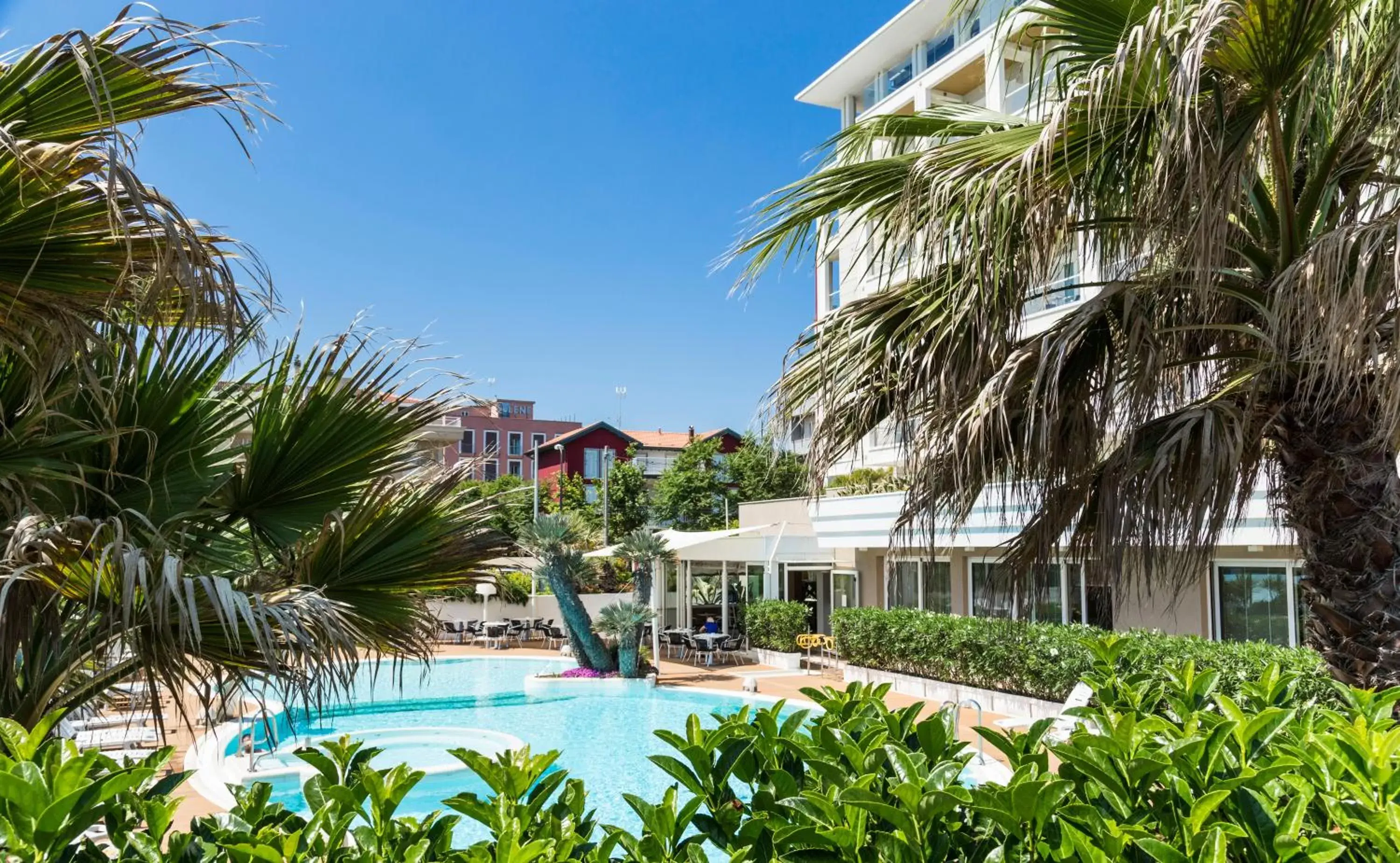 Swimming Pool in Hotel Ambasciatori