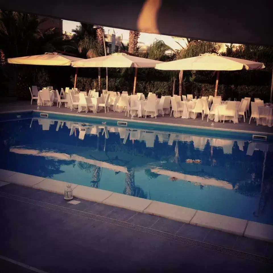 Swimming Pool in Hotel La Terrazza