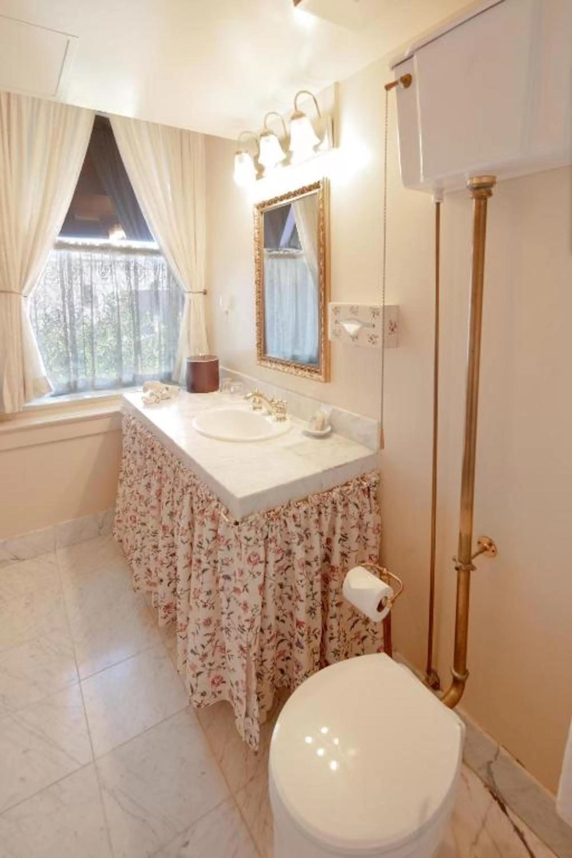 Bathroom in Hotel La Rose