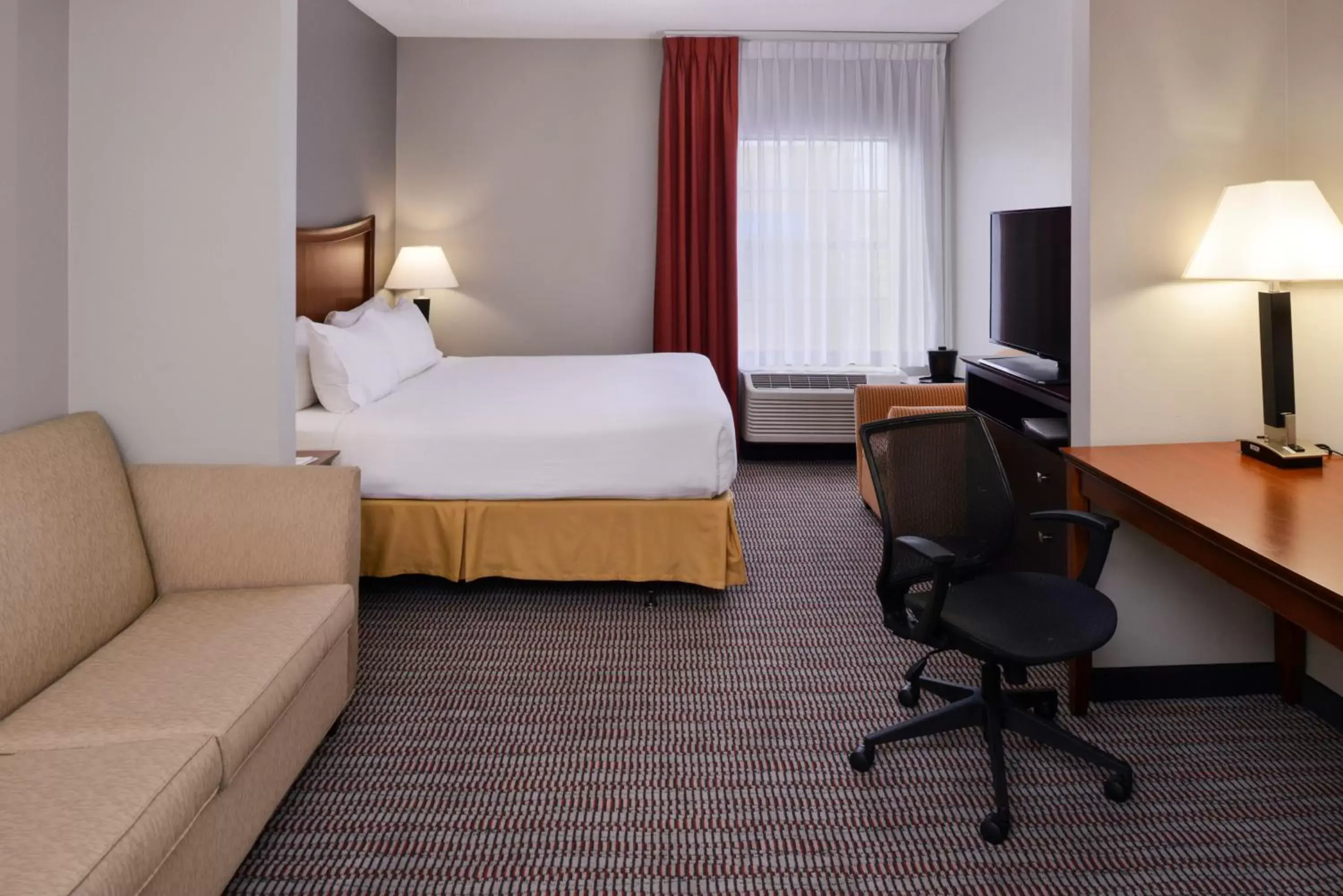 Photo of the whole room in Holiday Inn Express Hotel & Suites North Little Rock, an IHG Hotel