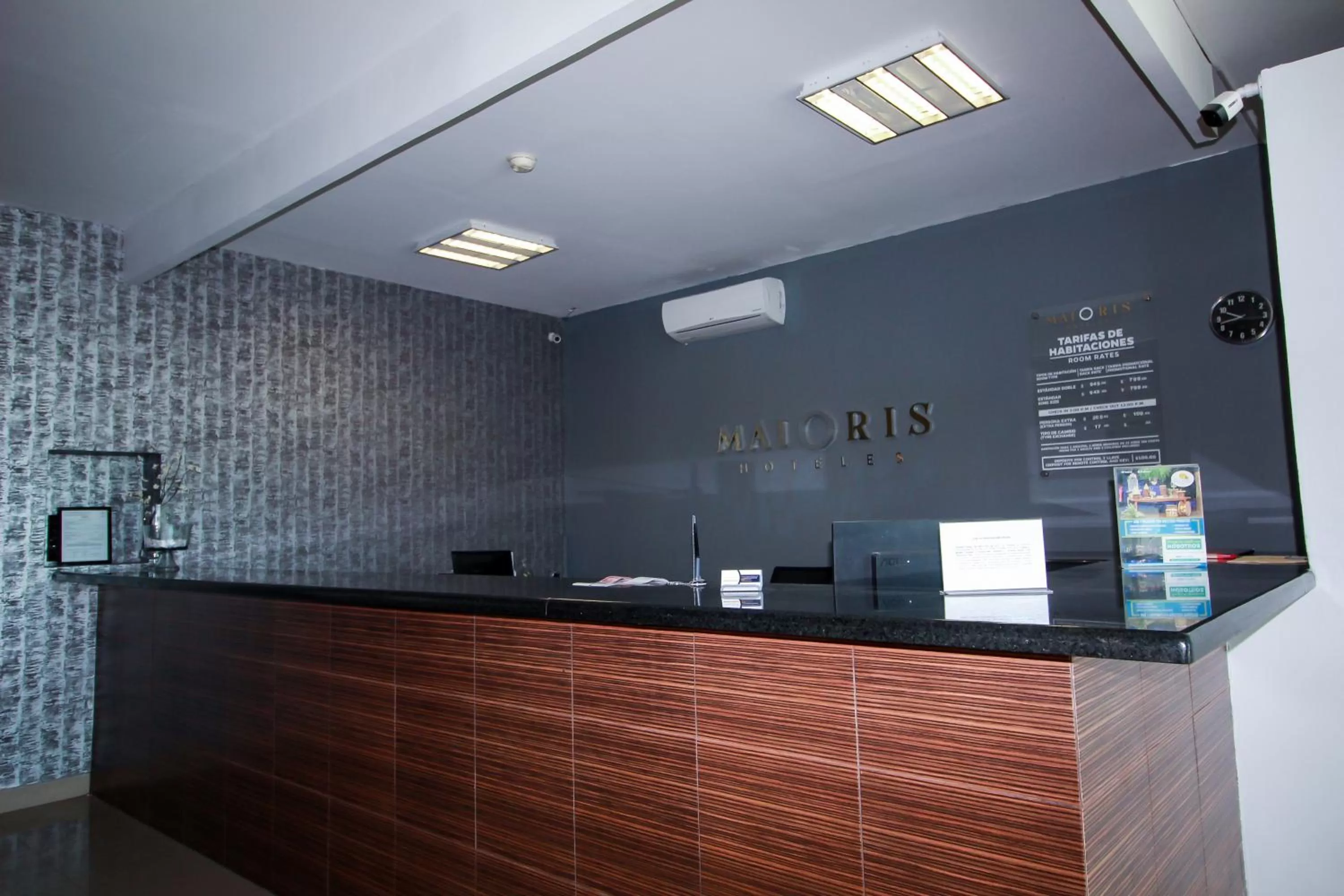 Lobby or reception in Hotel Maioris La Paz