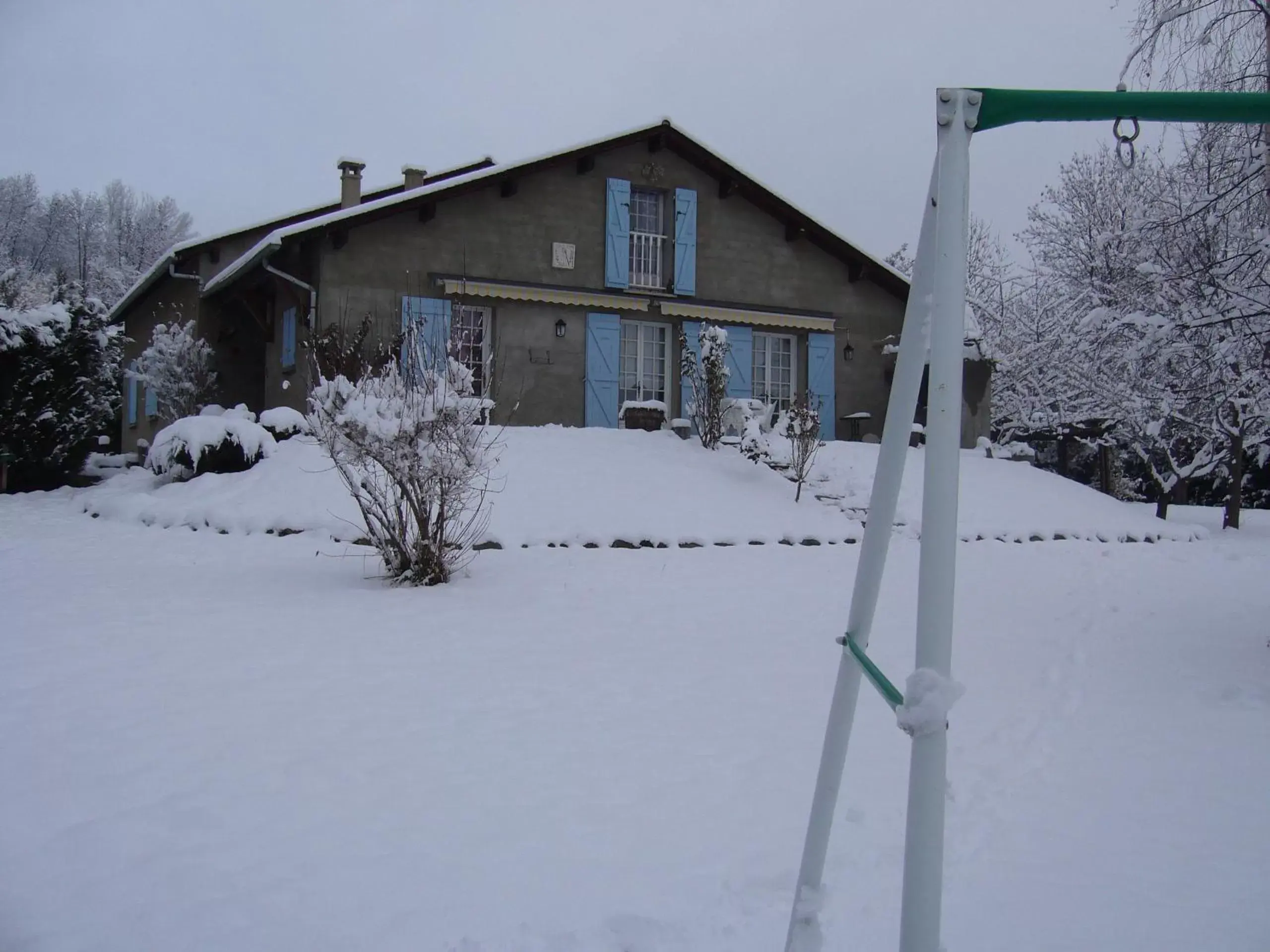 Facade/entrance, Winter in Chambres d'hôtes Al Camp d'Espalougues