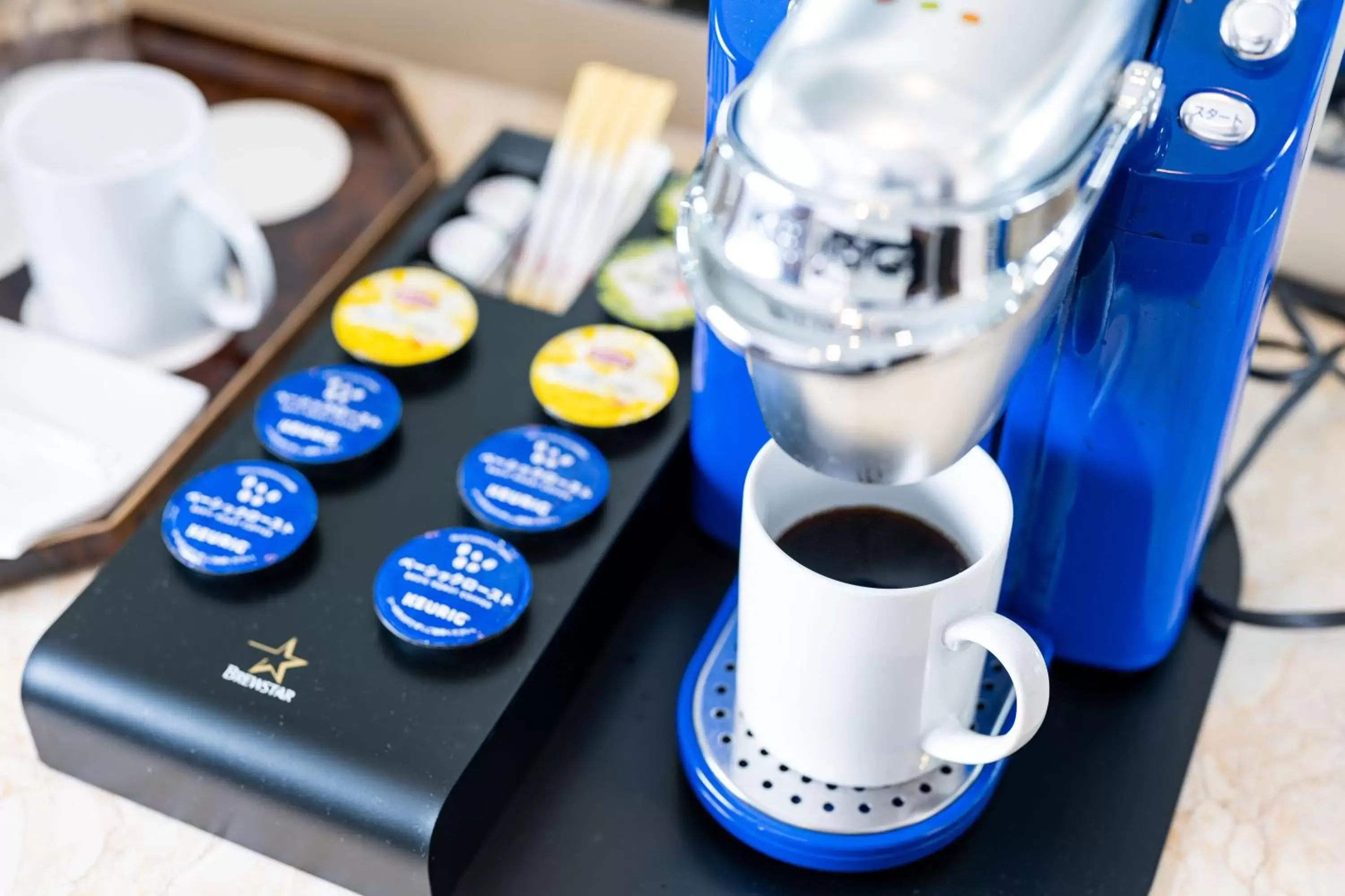 Coffee/tea facilities in ANA Crowne Plaza Matsuyama, an IHG Hotel