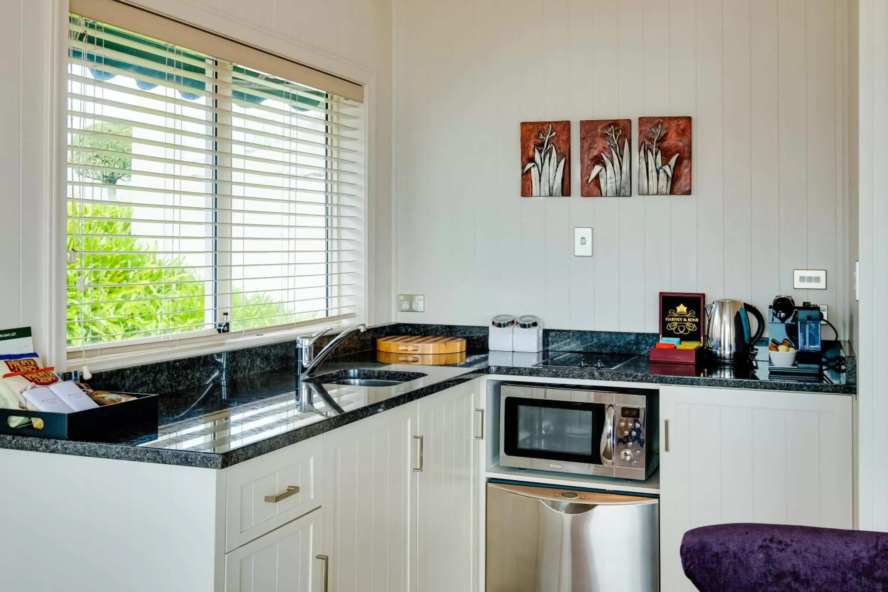 Kitchen or kitchenette, Kitchen/Kitchenette in On The Point - Lake Rotorua