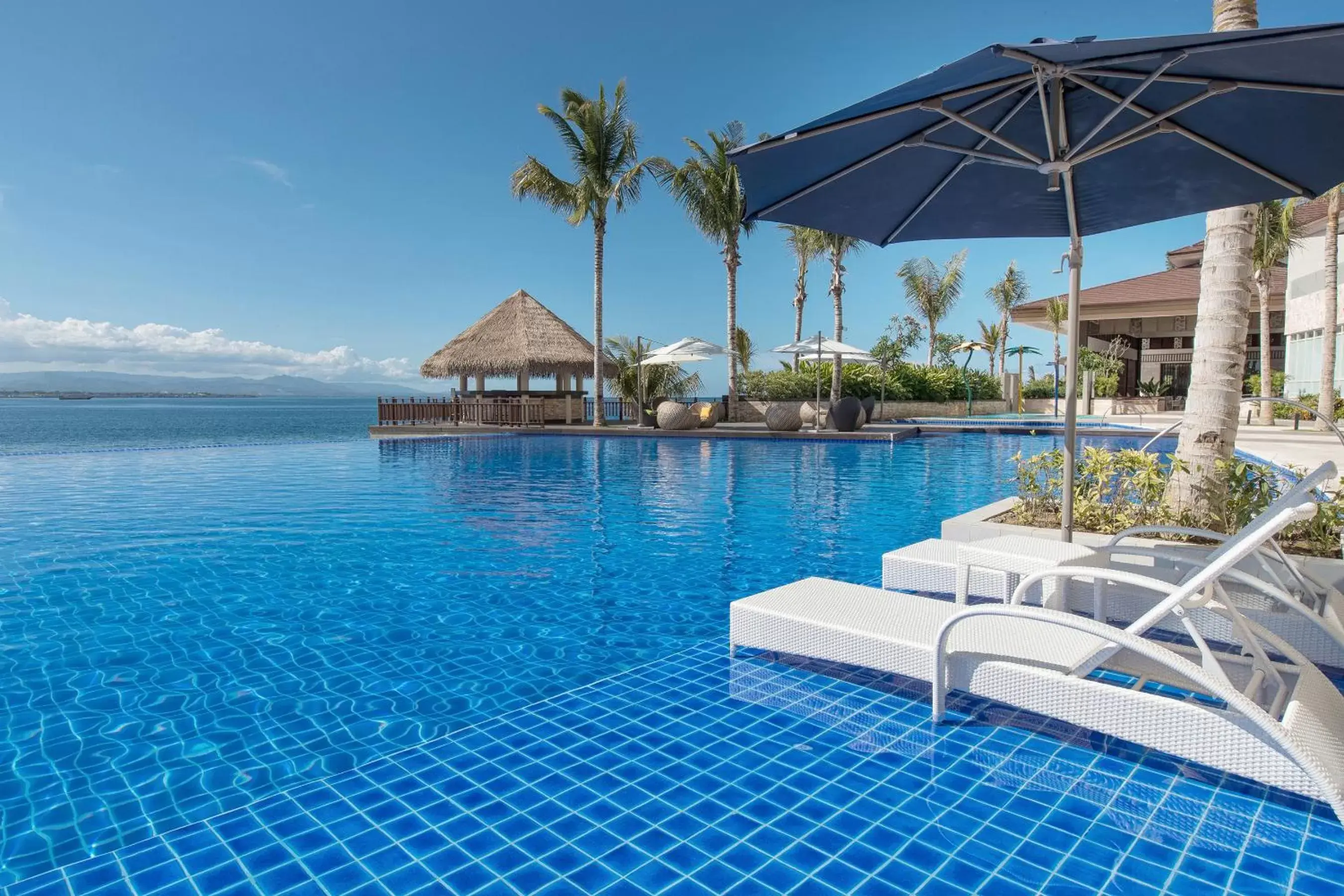 Swimming Pool in Dusit Thani Mactan Cebu Resort