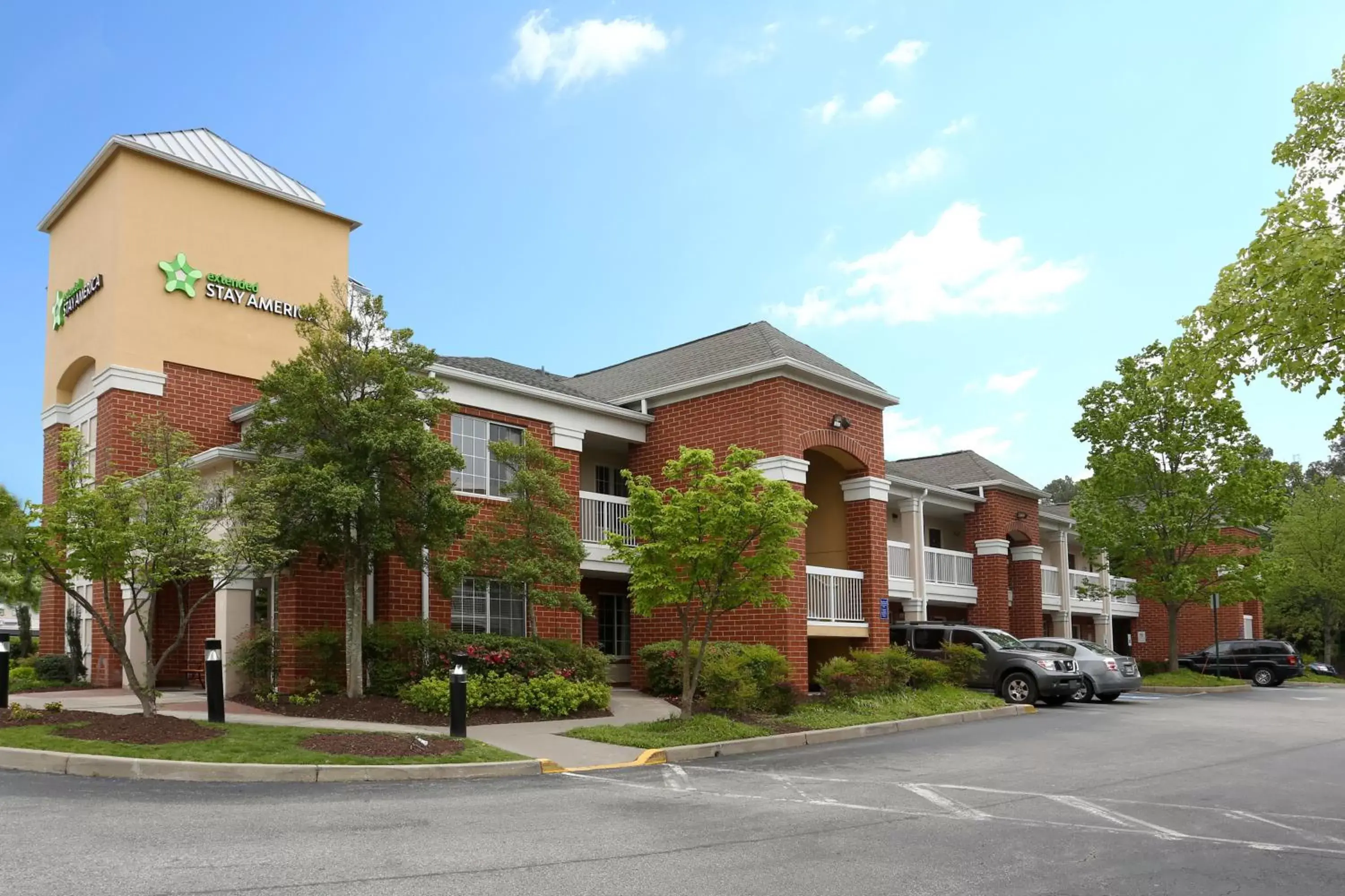Property building in Extended Stay America Suites - Richmond - West End - I-64