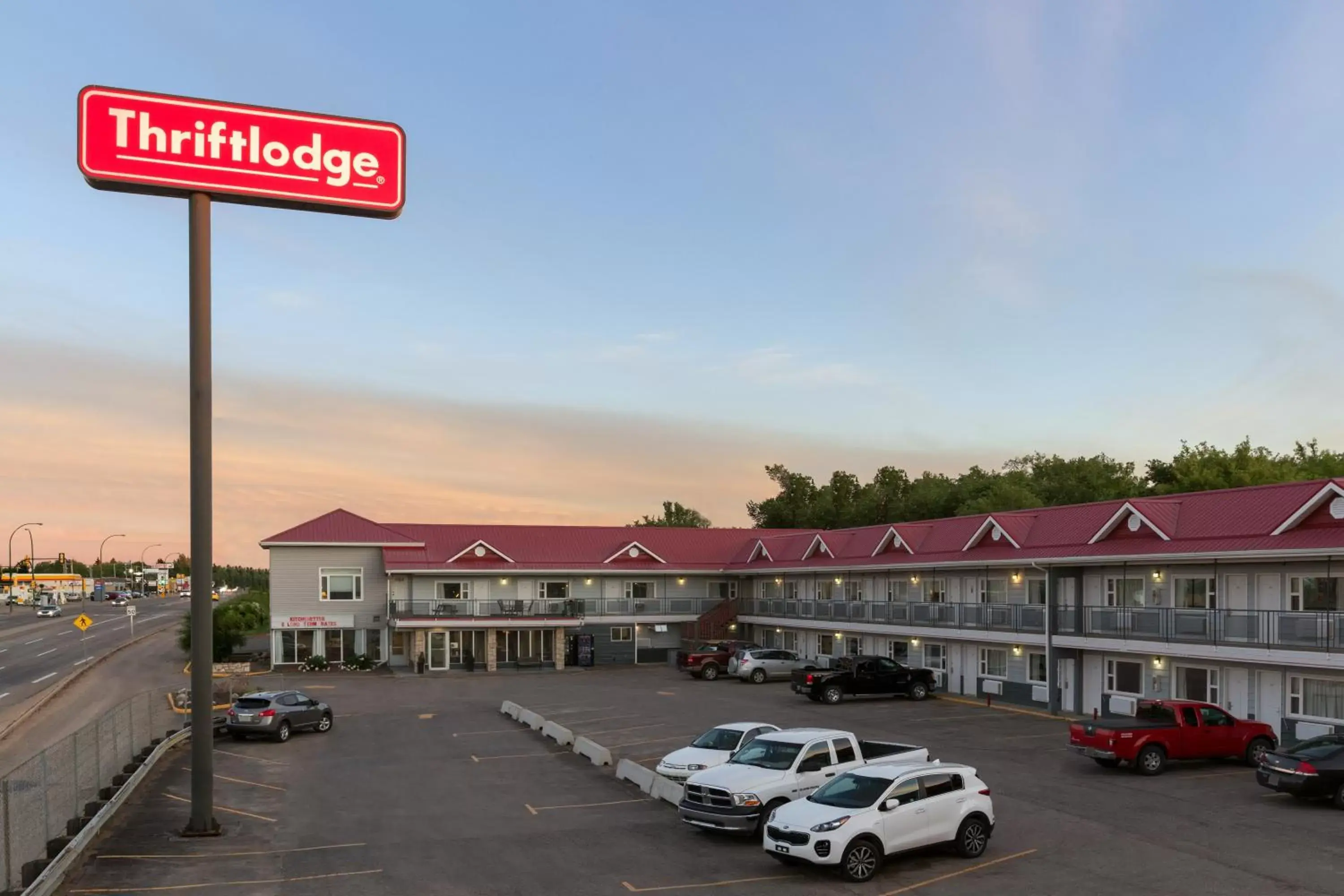 Facade/entrance, Property Building in Thriftlodge Saskatoon