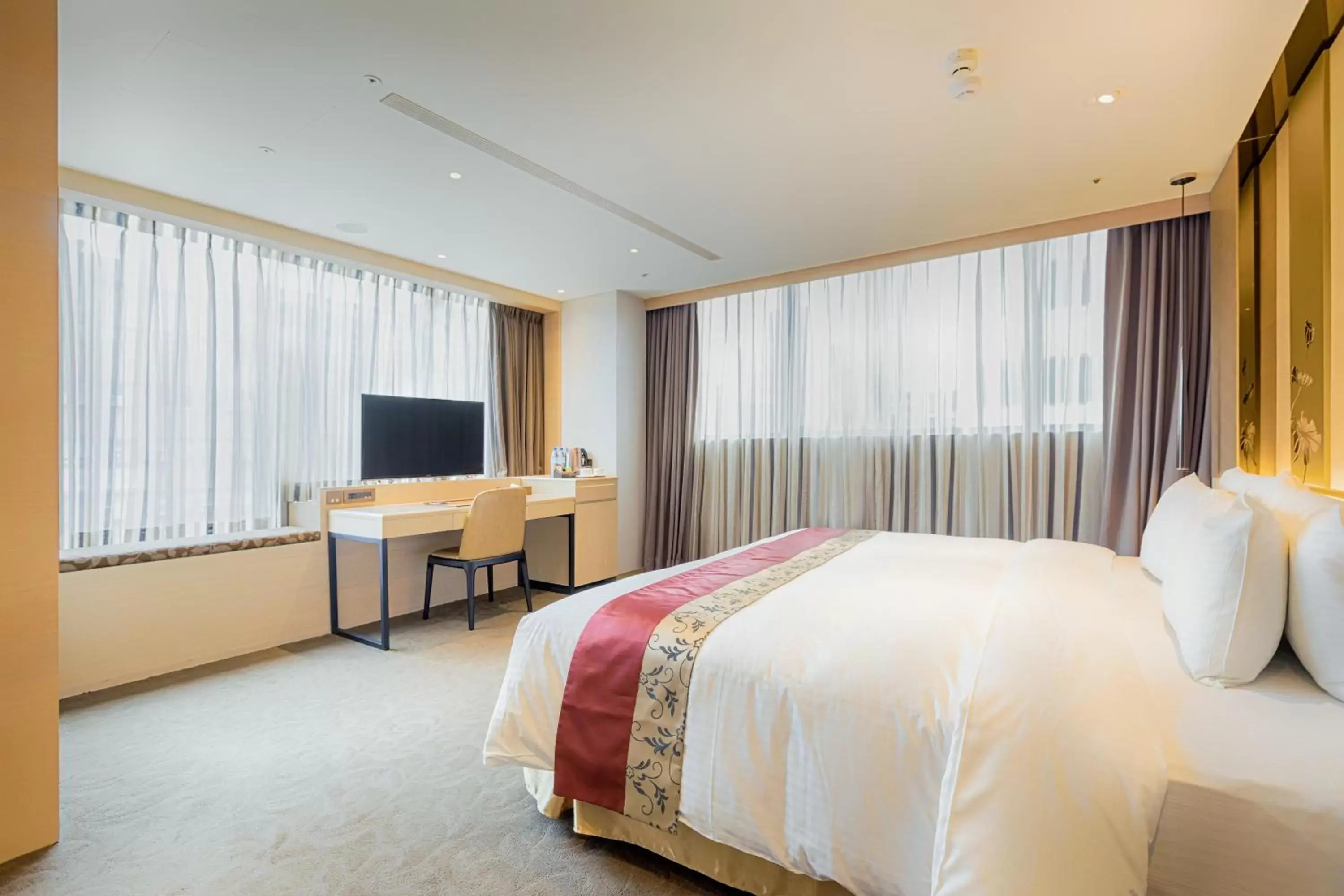 Day, TV/Entertainment Center in Green World Grand NanJing