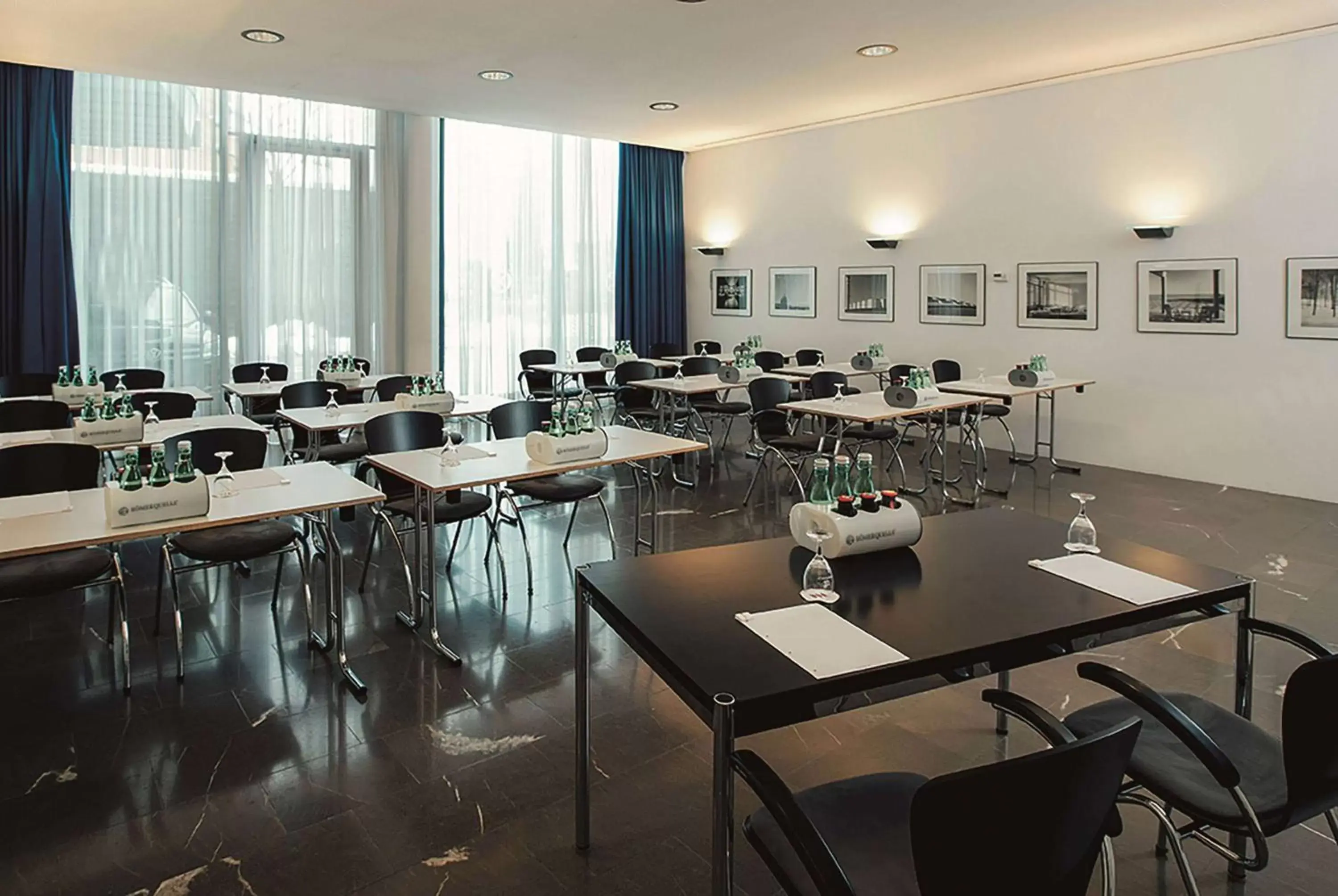 Meeting/conference room, Restaurant/Places to Eat in Vienna House by Wyndham Martinspark Dornbirn