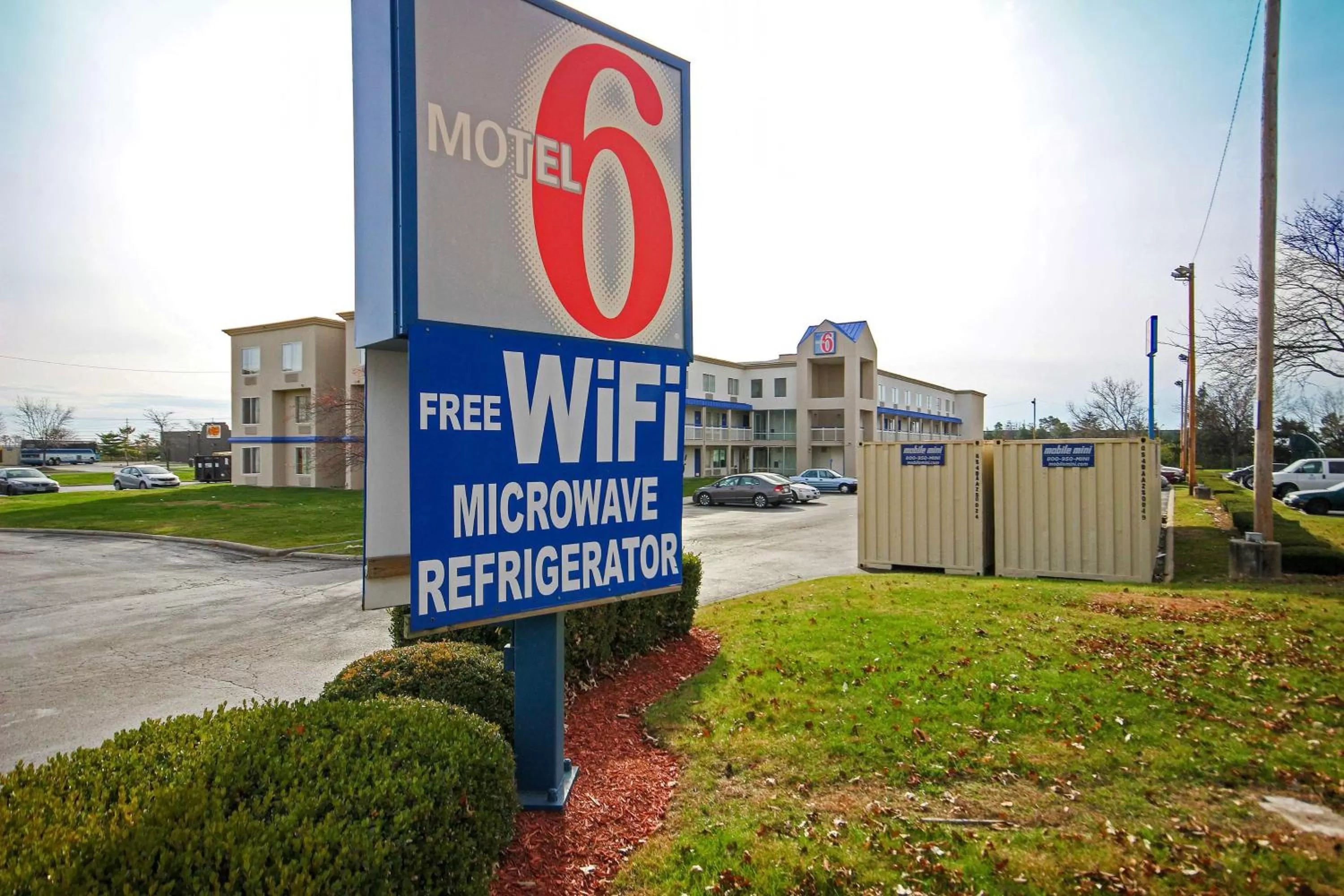 Property building in Motel 6-Columbus, OH - West