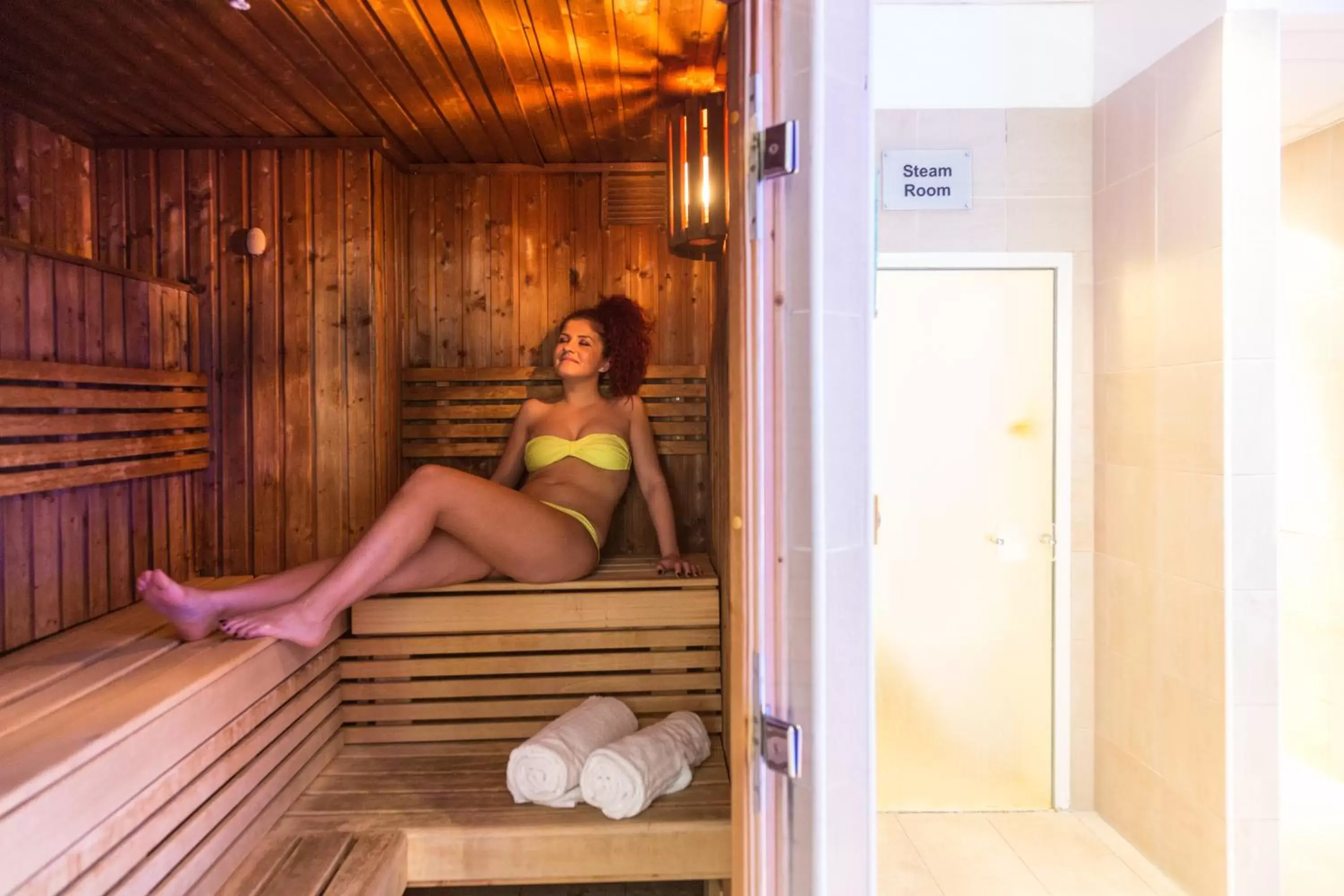 Sauna in Novotel London Paddington