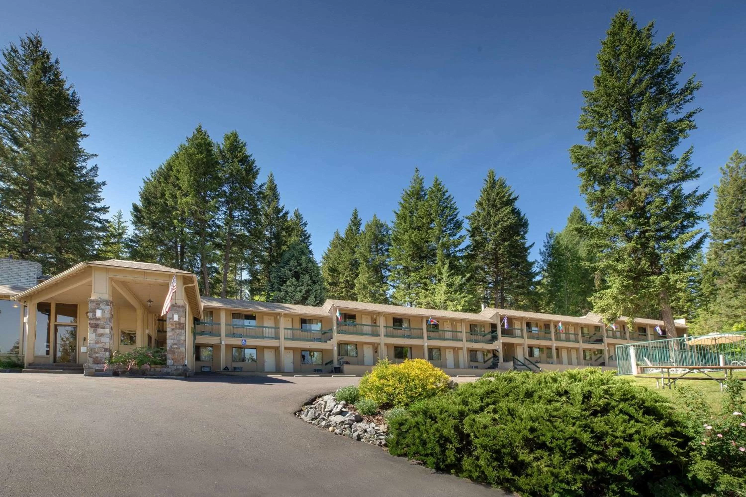 Property building in Timbers Motel