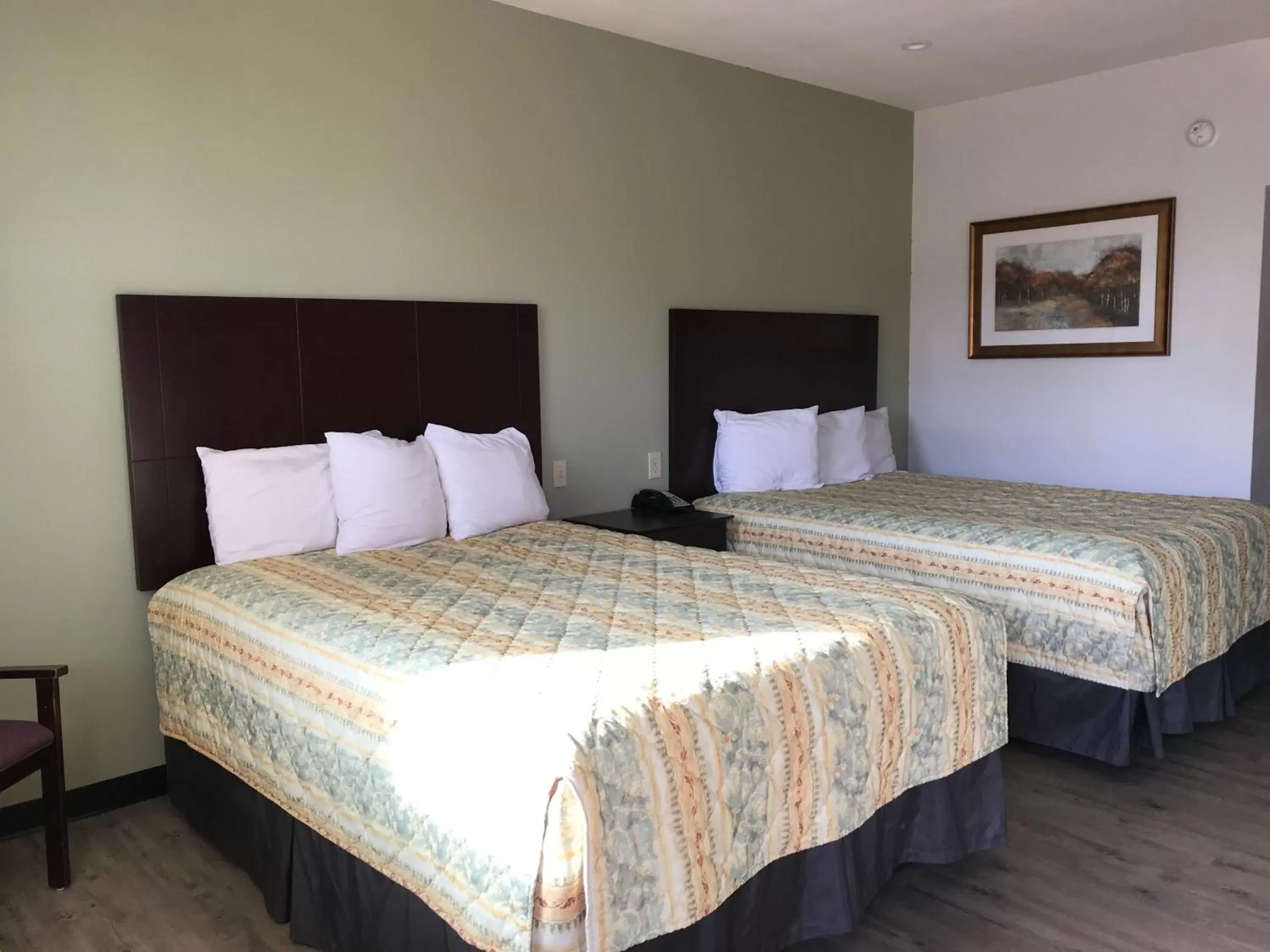 Bed in Big Lake Inn and Suites