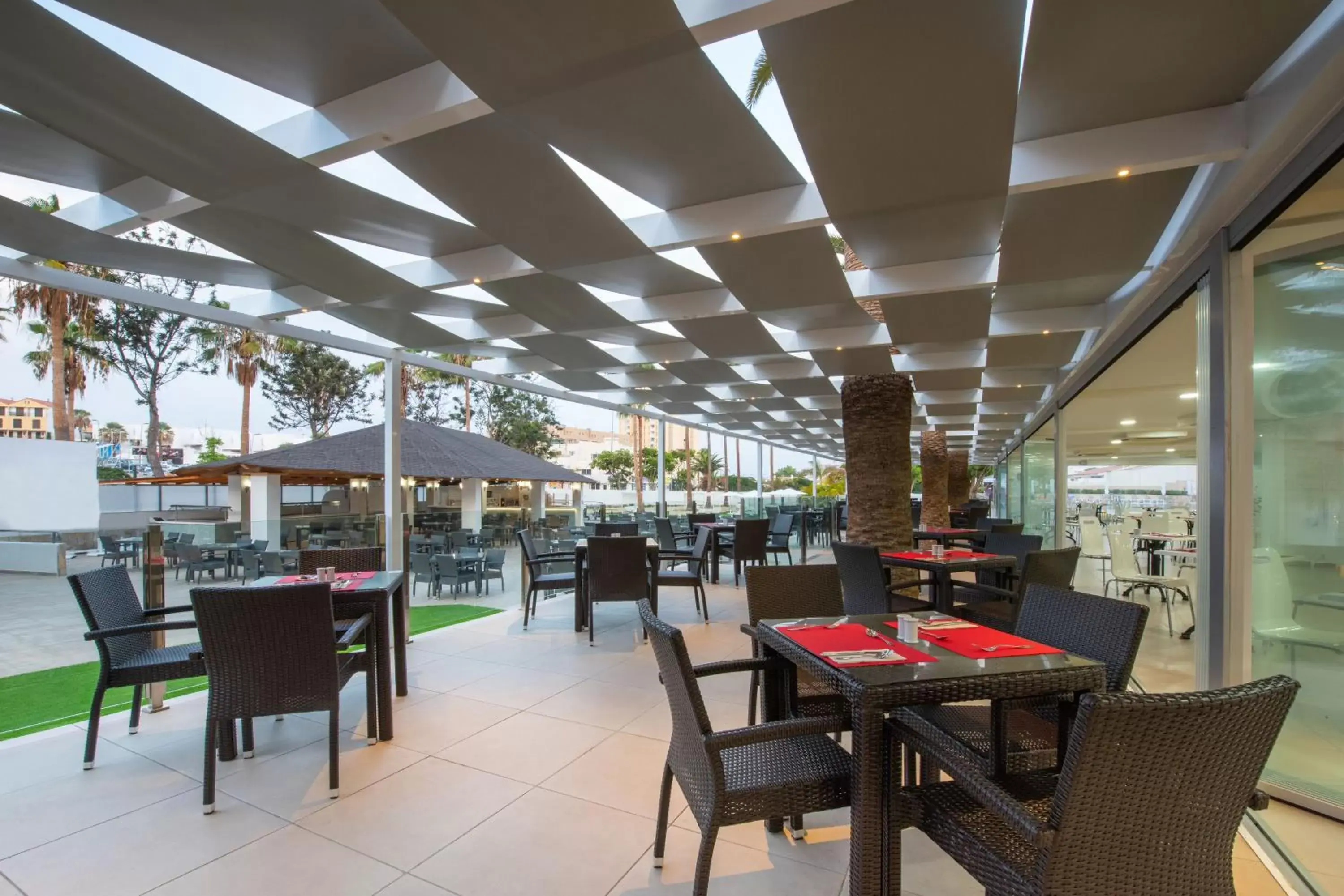 Lounge or bar, Restaurant/Places to Eat in Olé Tropical Tenerife