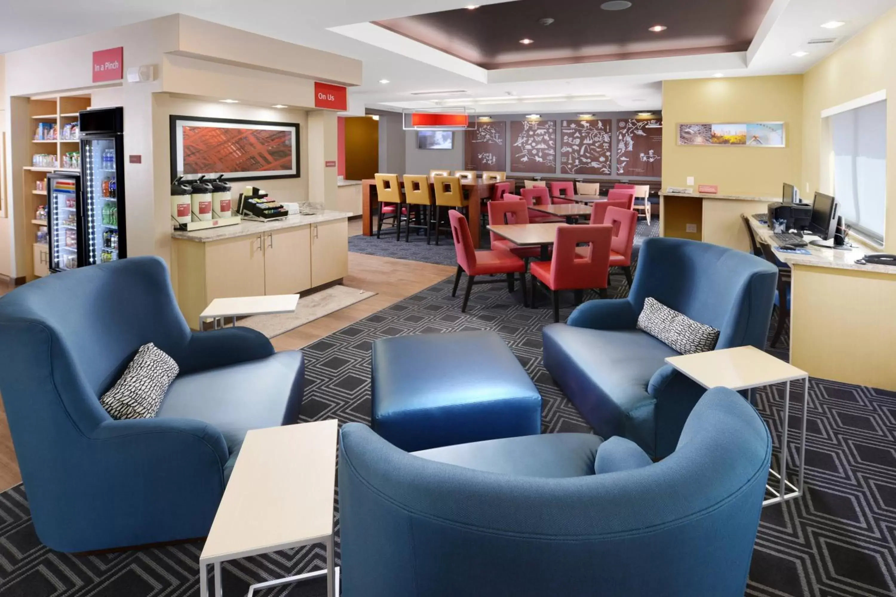 Lobby or reception, Lounge/Bar in TownePlace Suites by Marriott Houston Westchase
