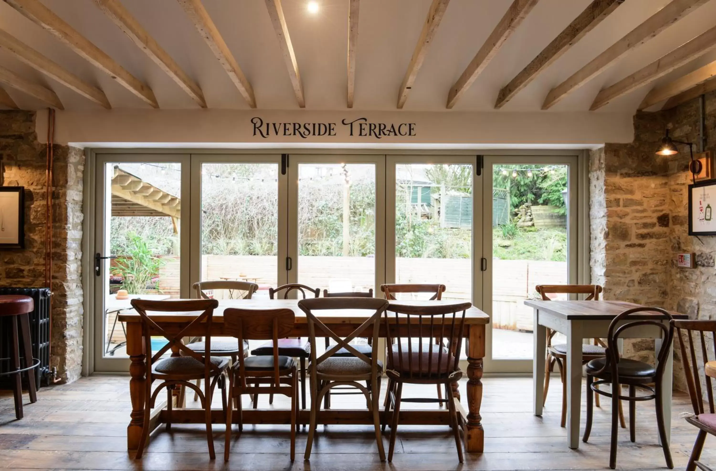 Restaurant/places to eat in The Litton Restaurant/places to eat in The Litton