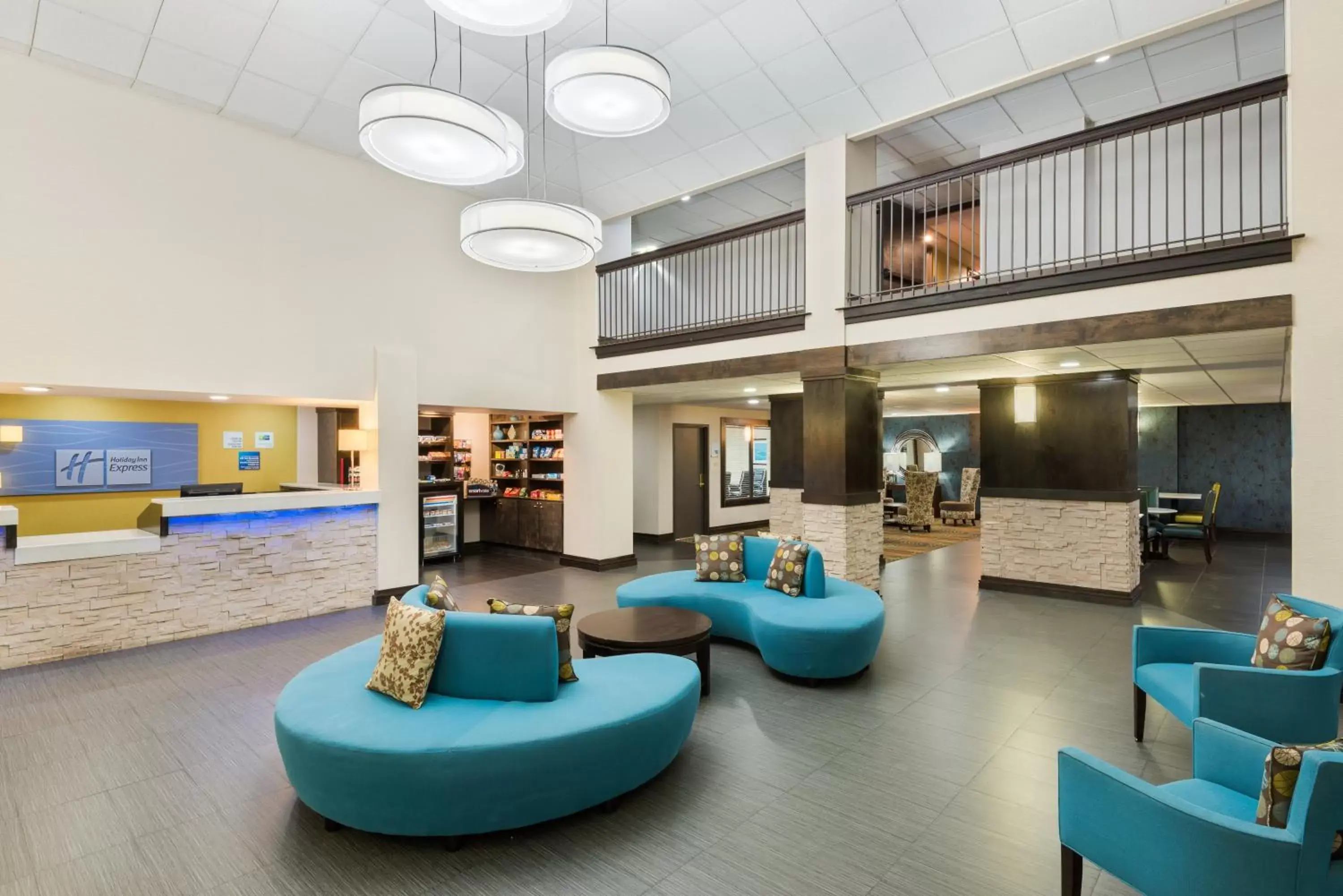 Property building, Lobby/Reception in Holiday Inn Express Hotel & Suites Bentonville, an IHG Hotel