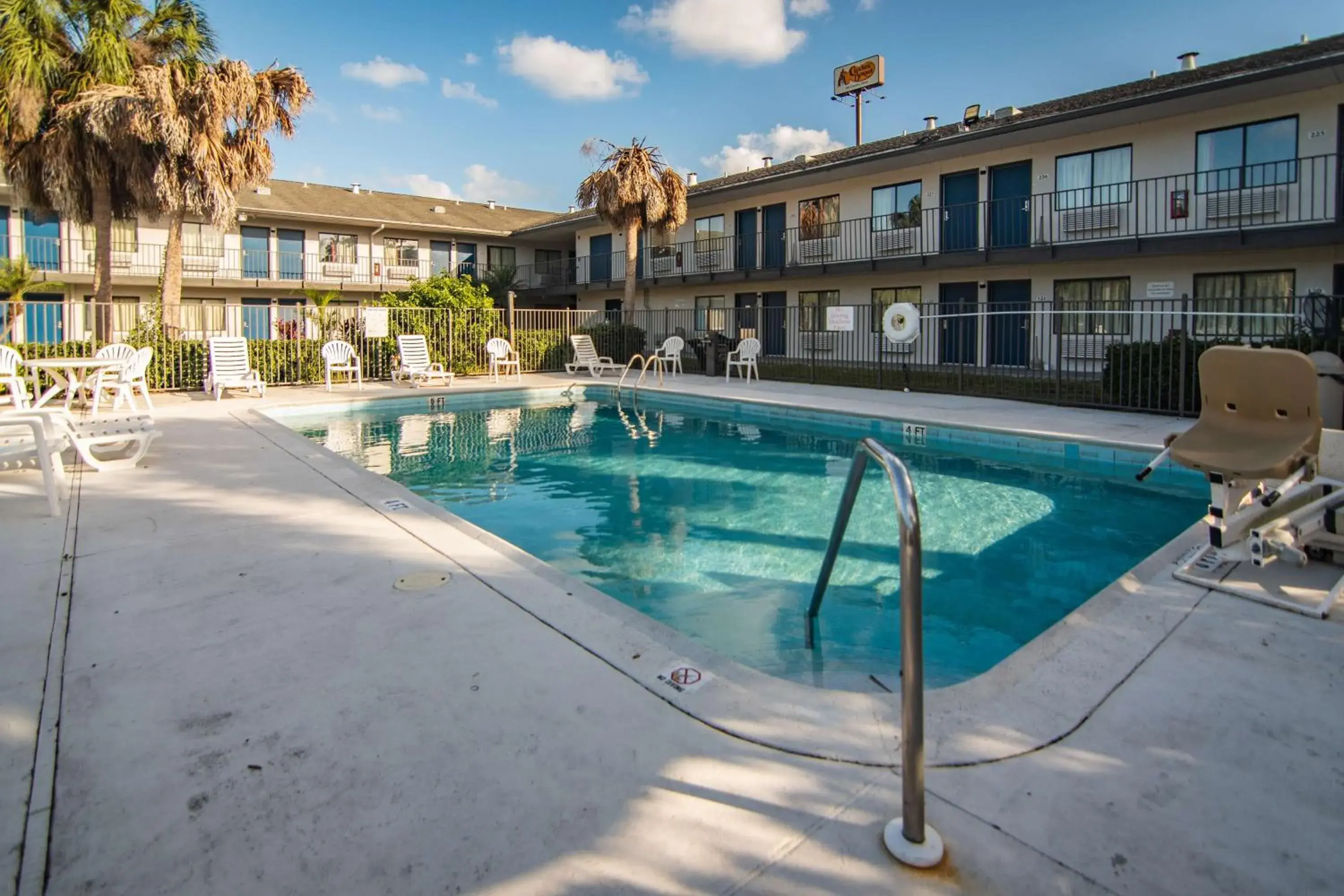 Pool view, Swimming Pool in Motel 6-Ft. Pierce, FL