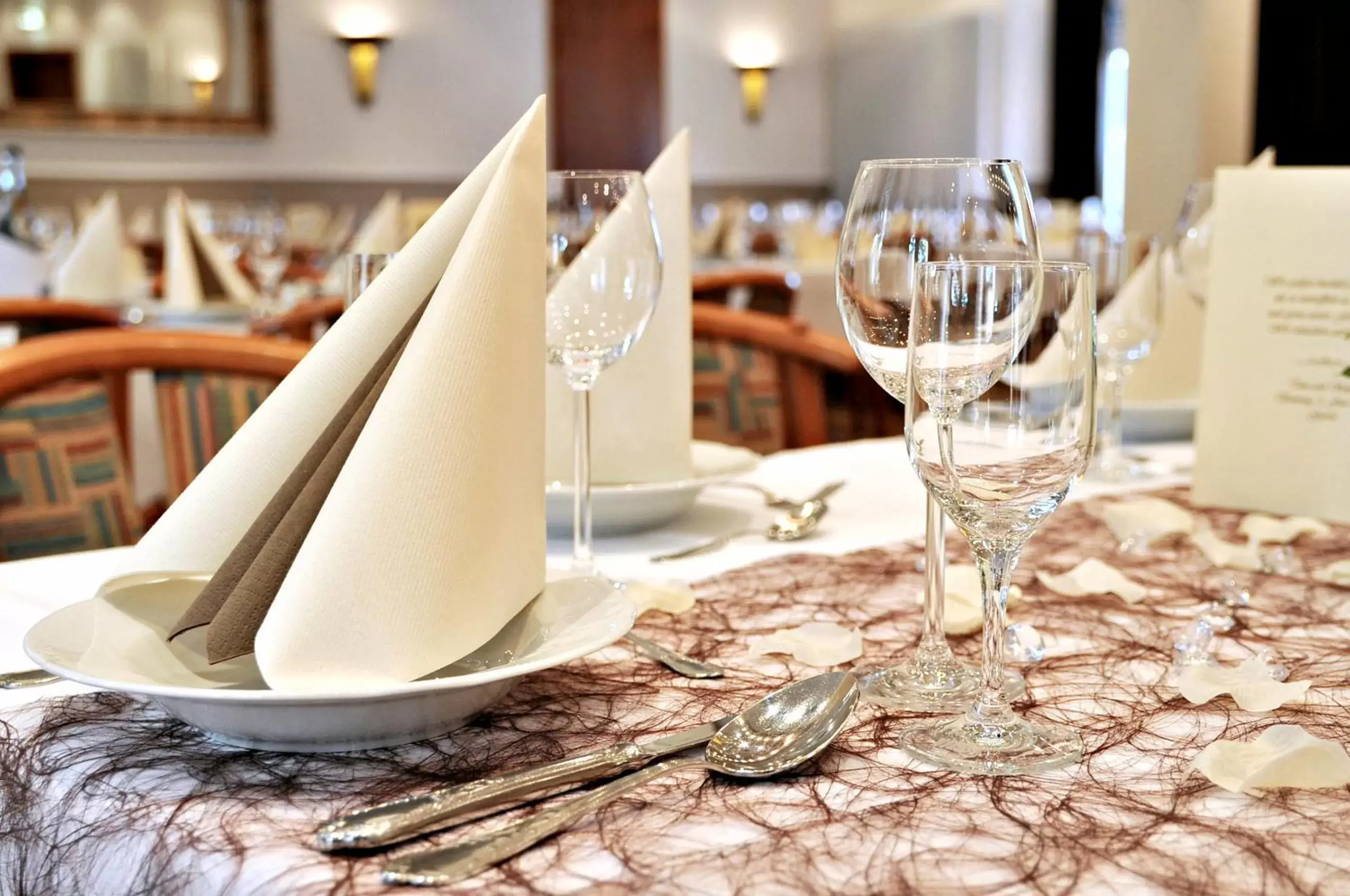 Banquet/Function facilities, Restaurant/Places to Eat in Hotel Restaurant Bürgerklause Tapken