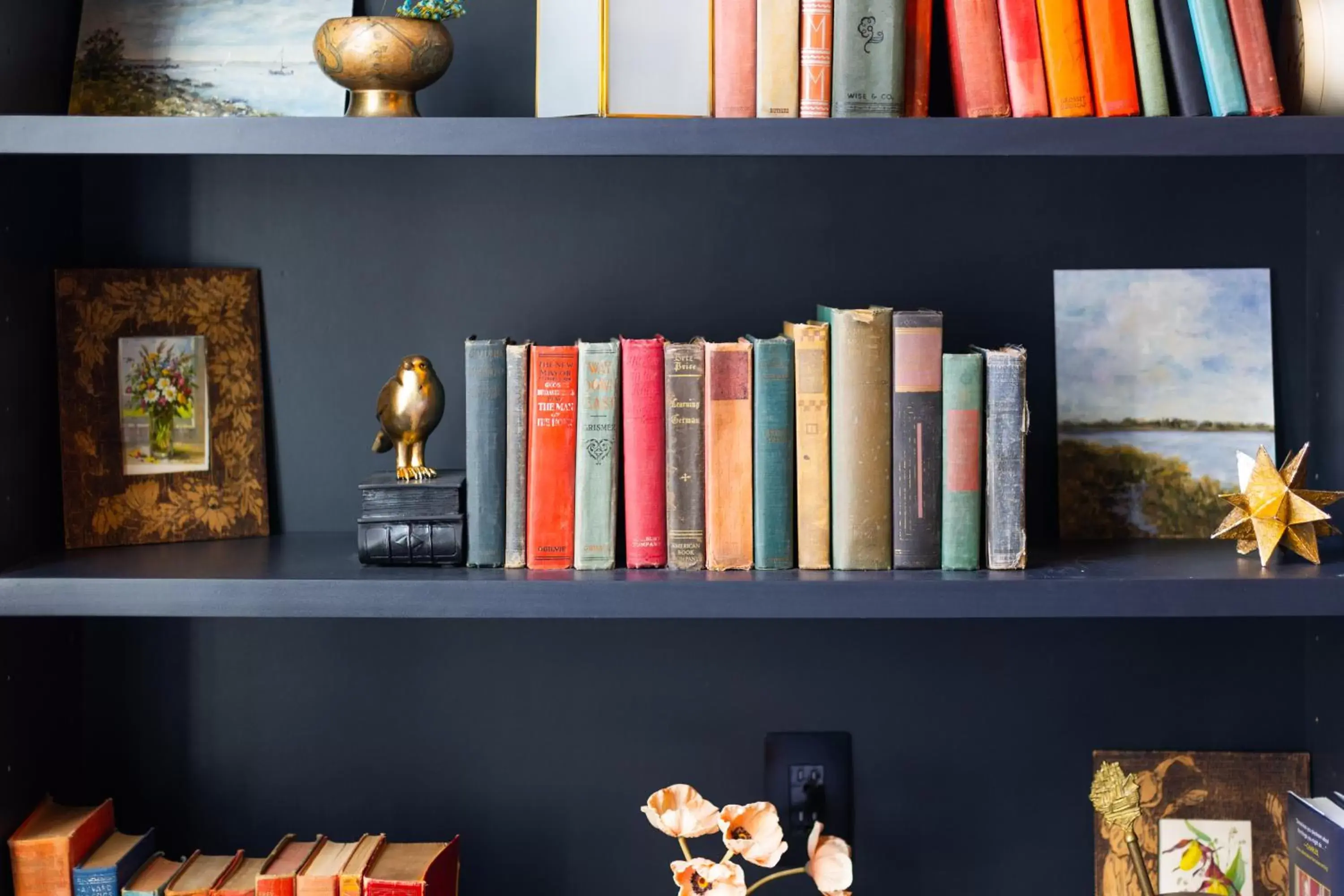 Lounge or bar, Library in Hotel Thaxter