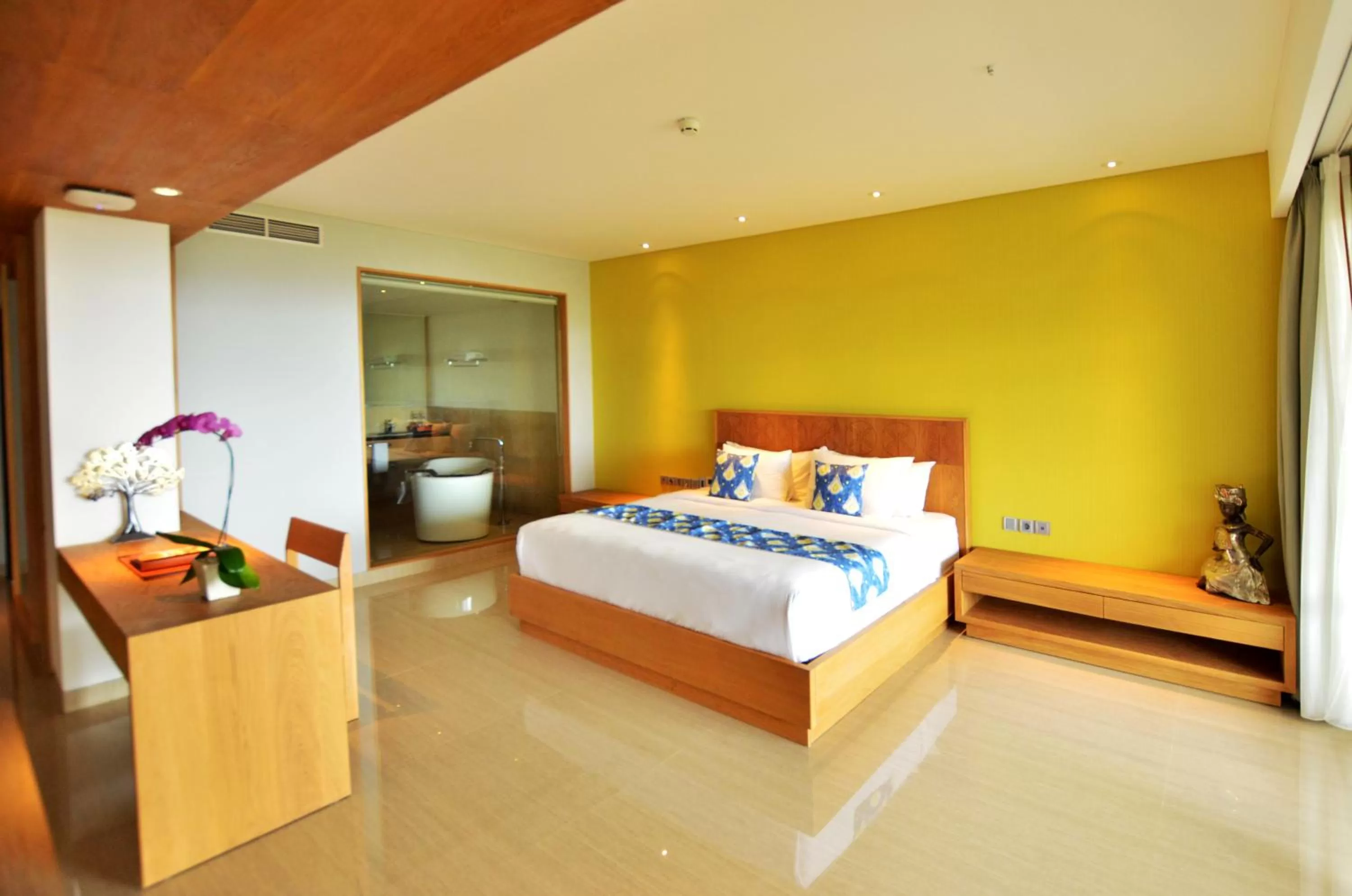 Photo of the whole room, Bed in Hotel Nikko Bali Benoa Beach