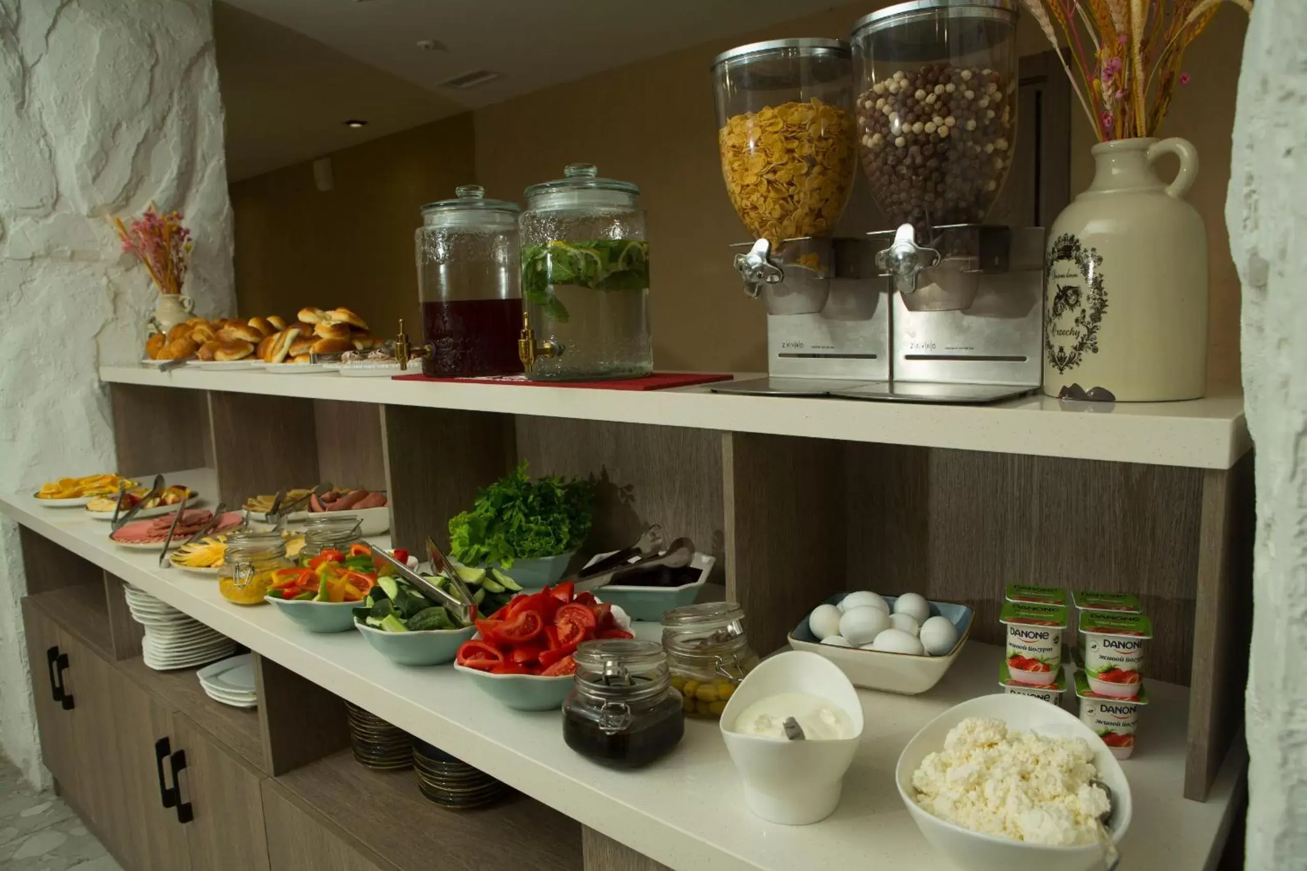 Kitchen or kitchenette in Saraishyq Hotel