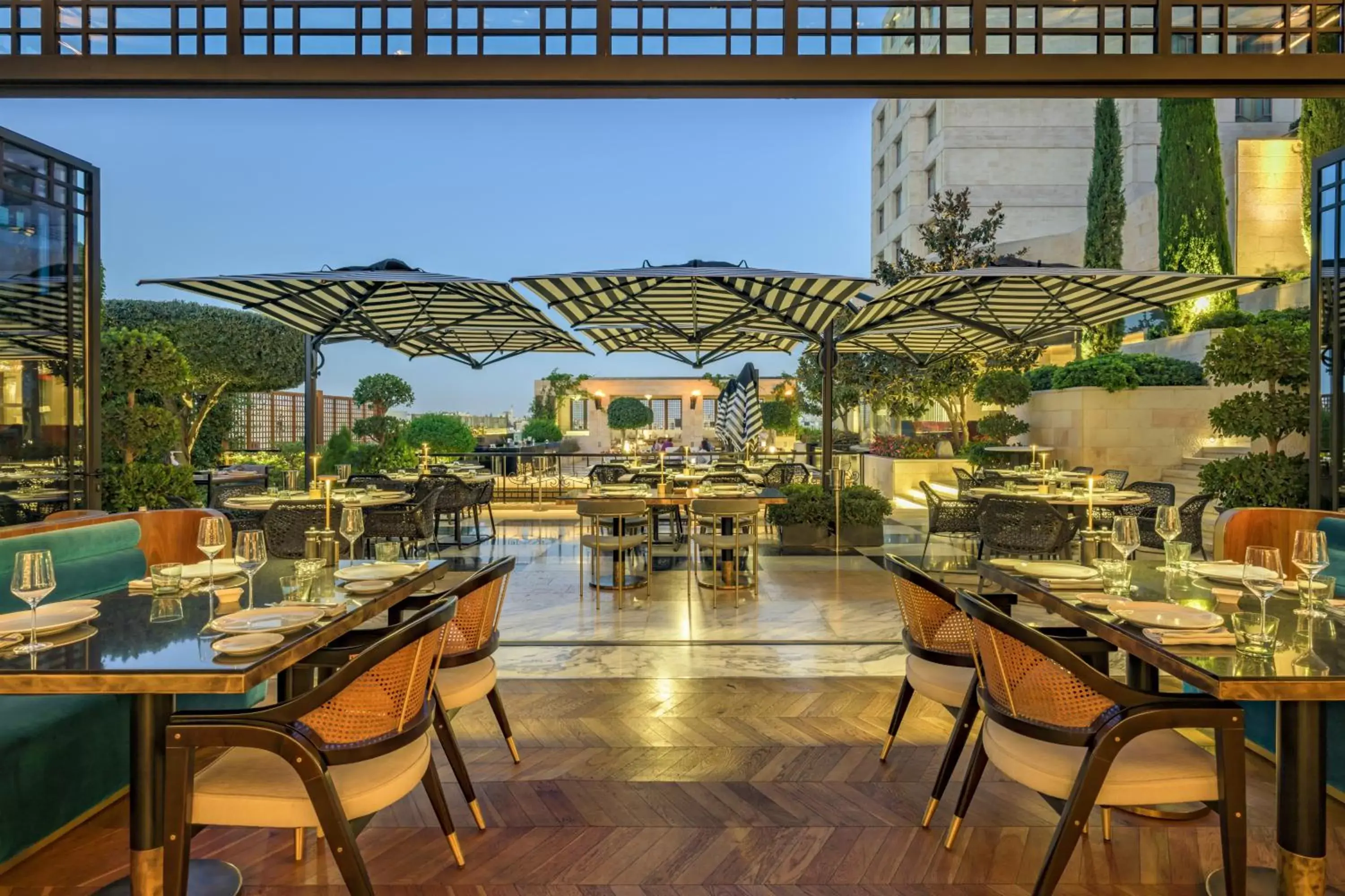 Balcony/Terrace, Restaurant/Places to Eat in Grand Hyatt Amman