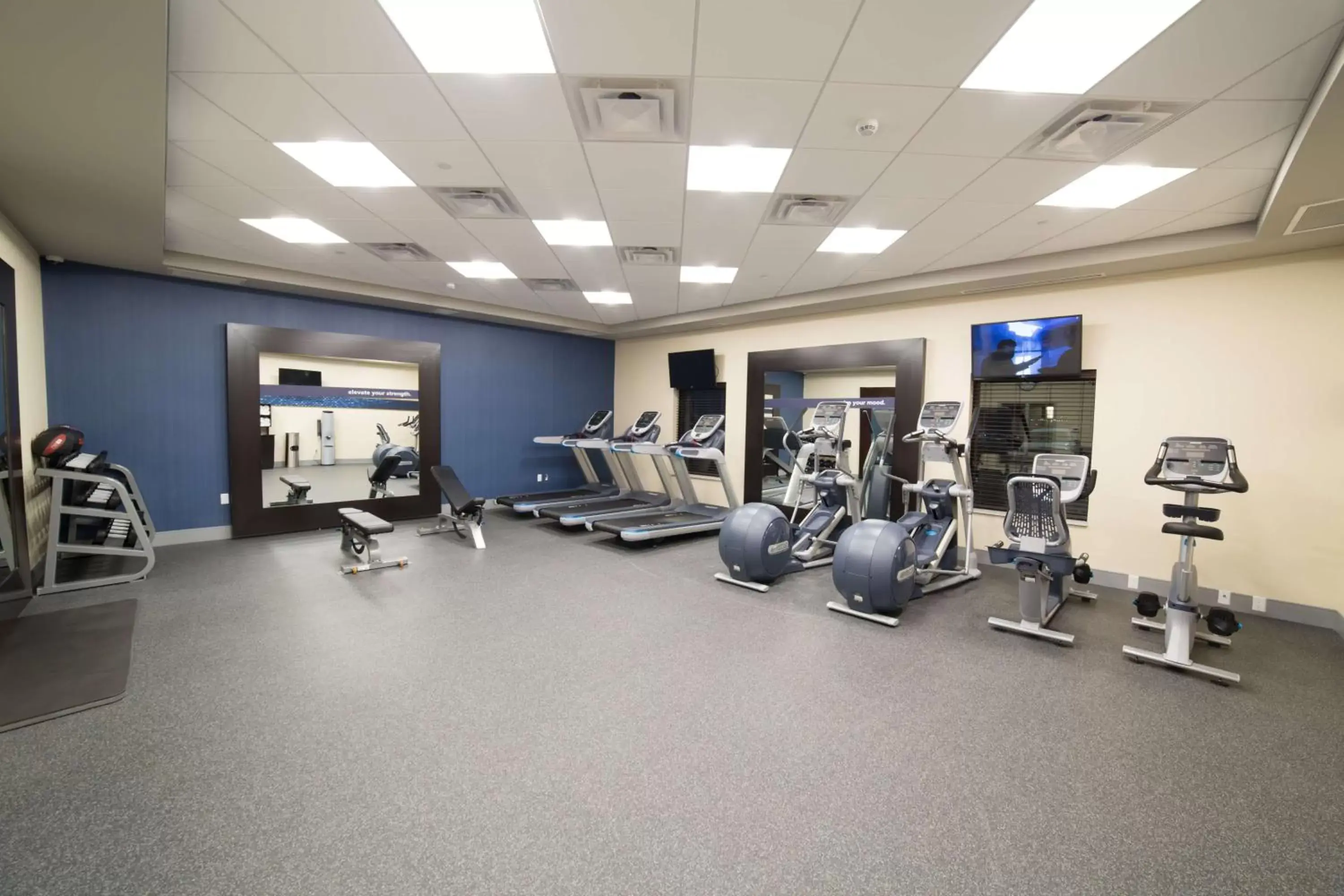 Fitness centre/facilities, Fitness Center/Facilities in Hampton Inn by Hilton Lloydminster