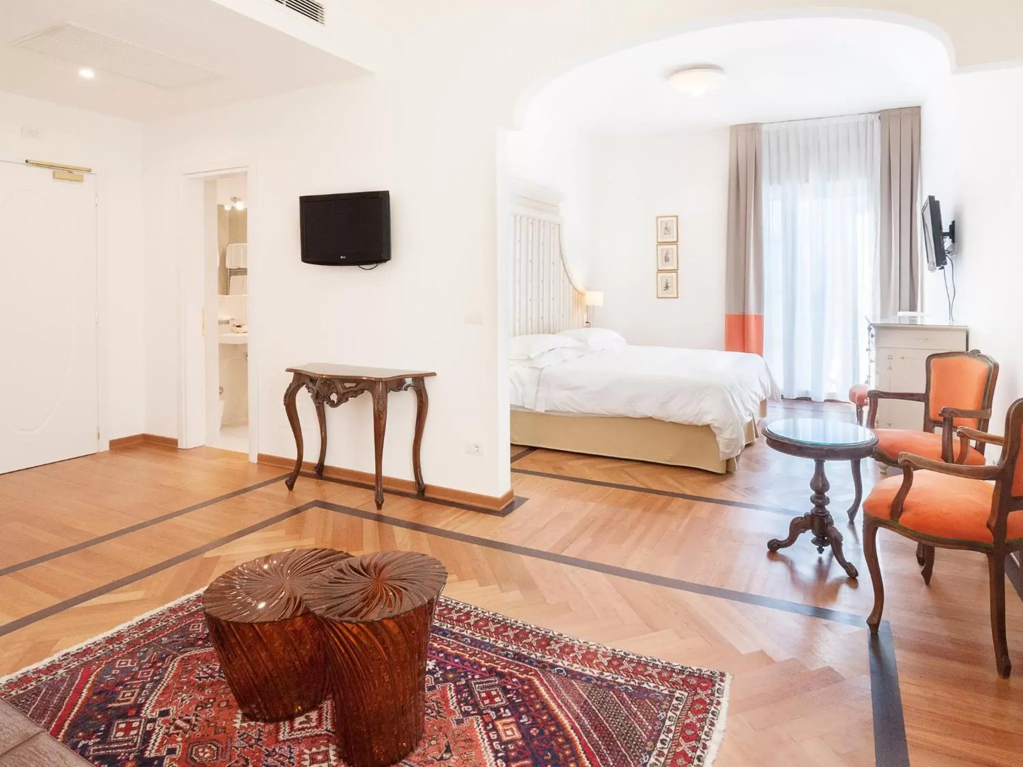 Bed in Hotel Universal Terme Bed in Hotel Universal Terme