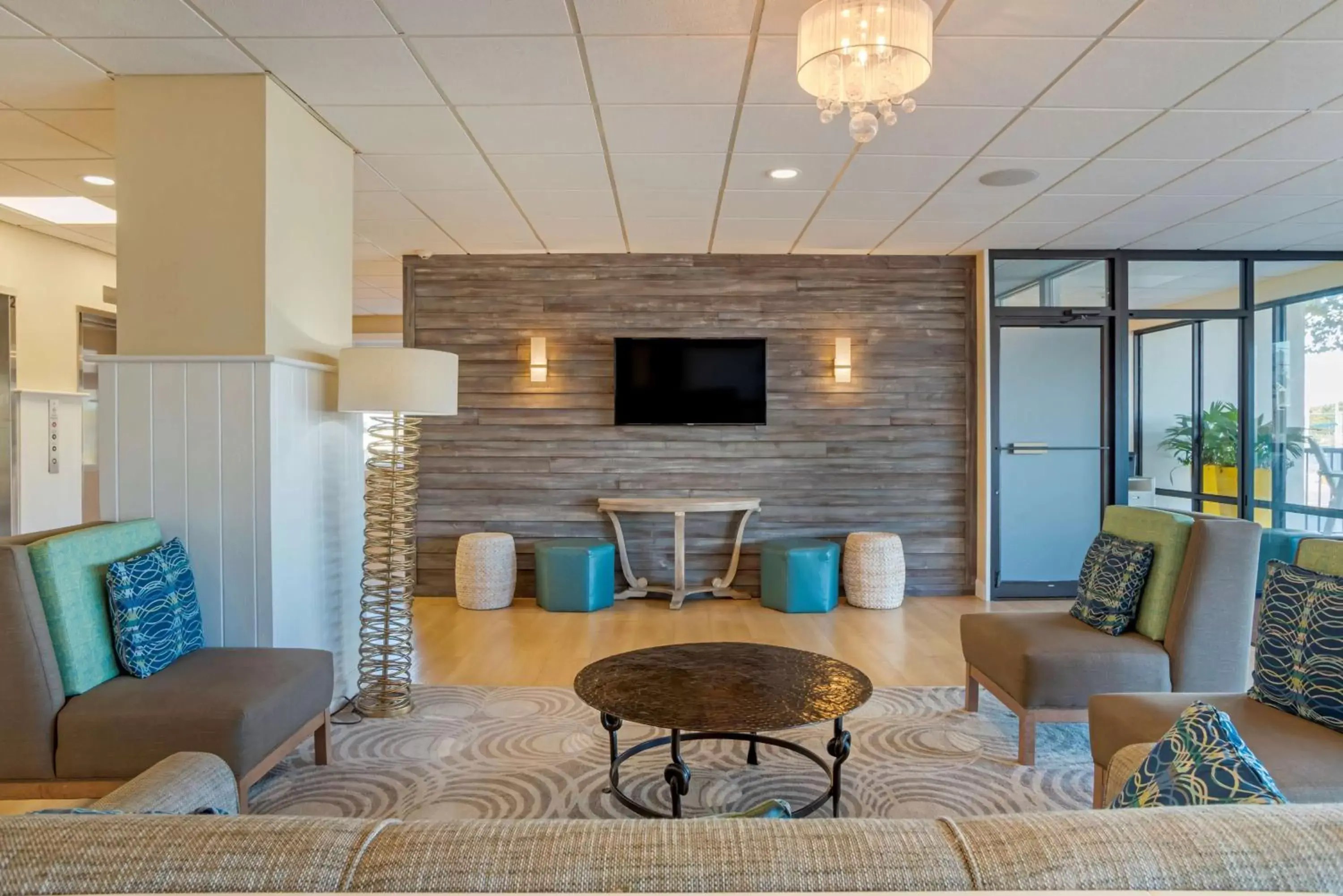 Lobby or reception, Seating Area in Best Western Plus Ocean City