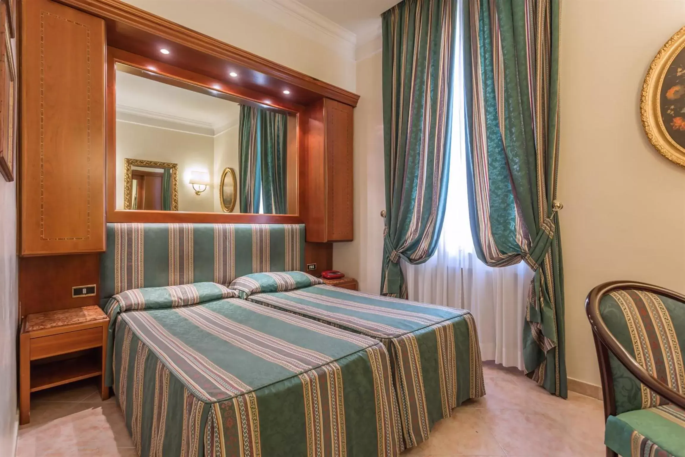 Day, Bed in Raeli Hotel Archimede