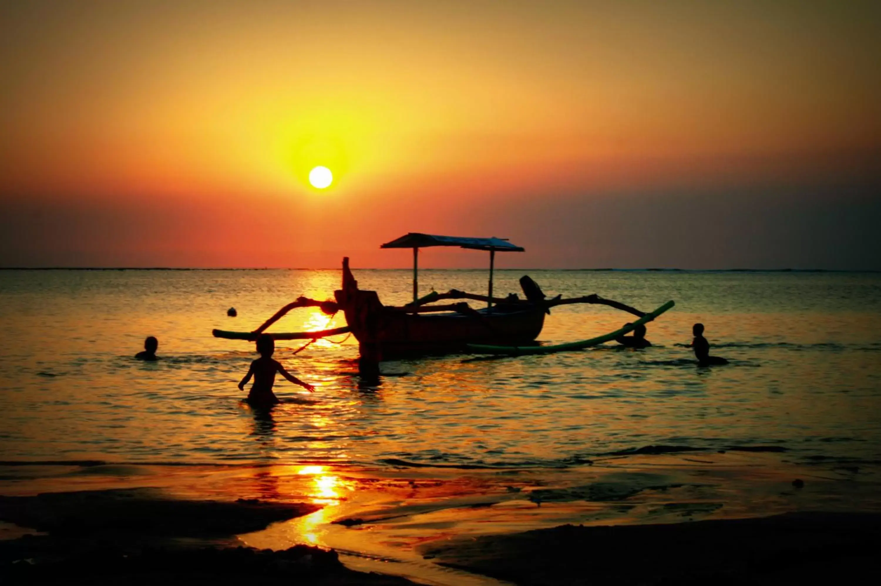 Beach, Sunrise/Sunset in Risata Bali Resort & Spa