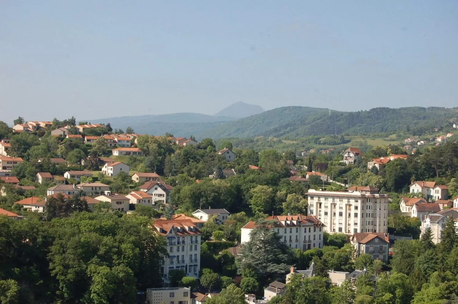 Area and facilities in Hôtel de Paris