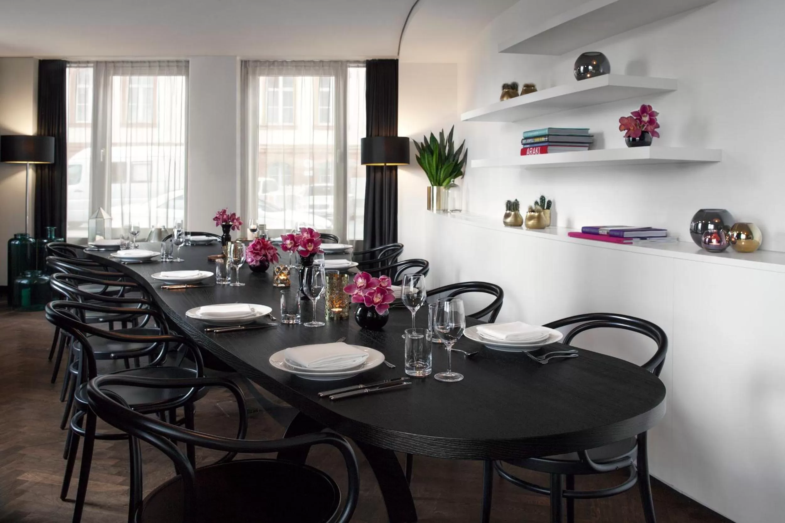 Restaurant/places to eat in Hotel AMANO Grand Central