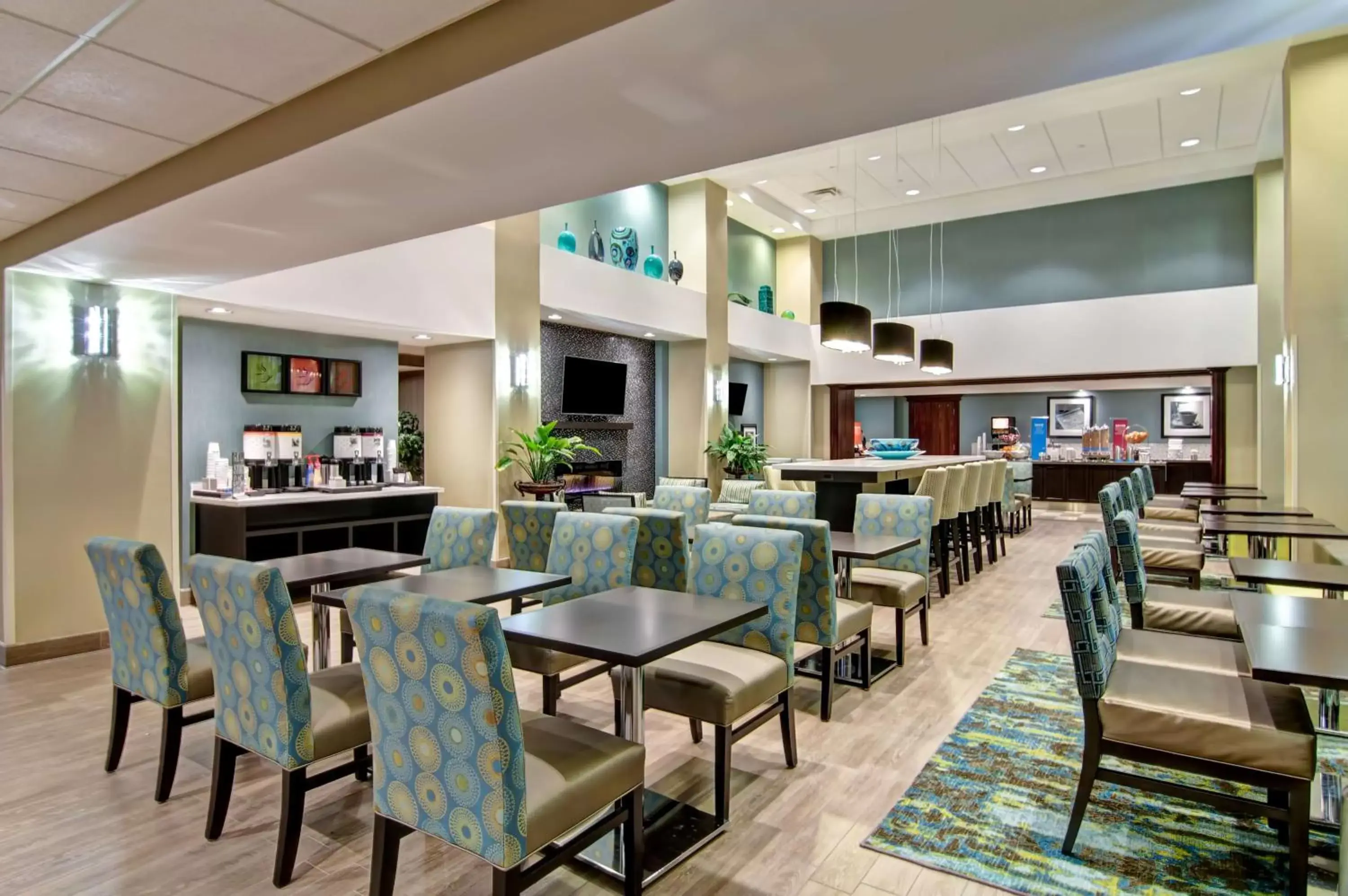 Restaurant/places to eat in Hampton Inn Sudbury, Ontario Restaurant/places to eat in Hampton Inn Sudbury, Ontario