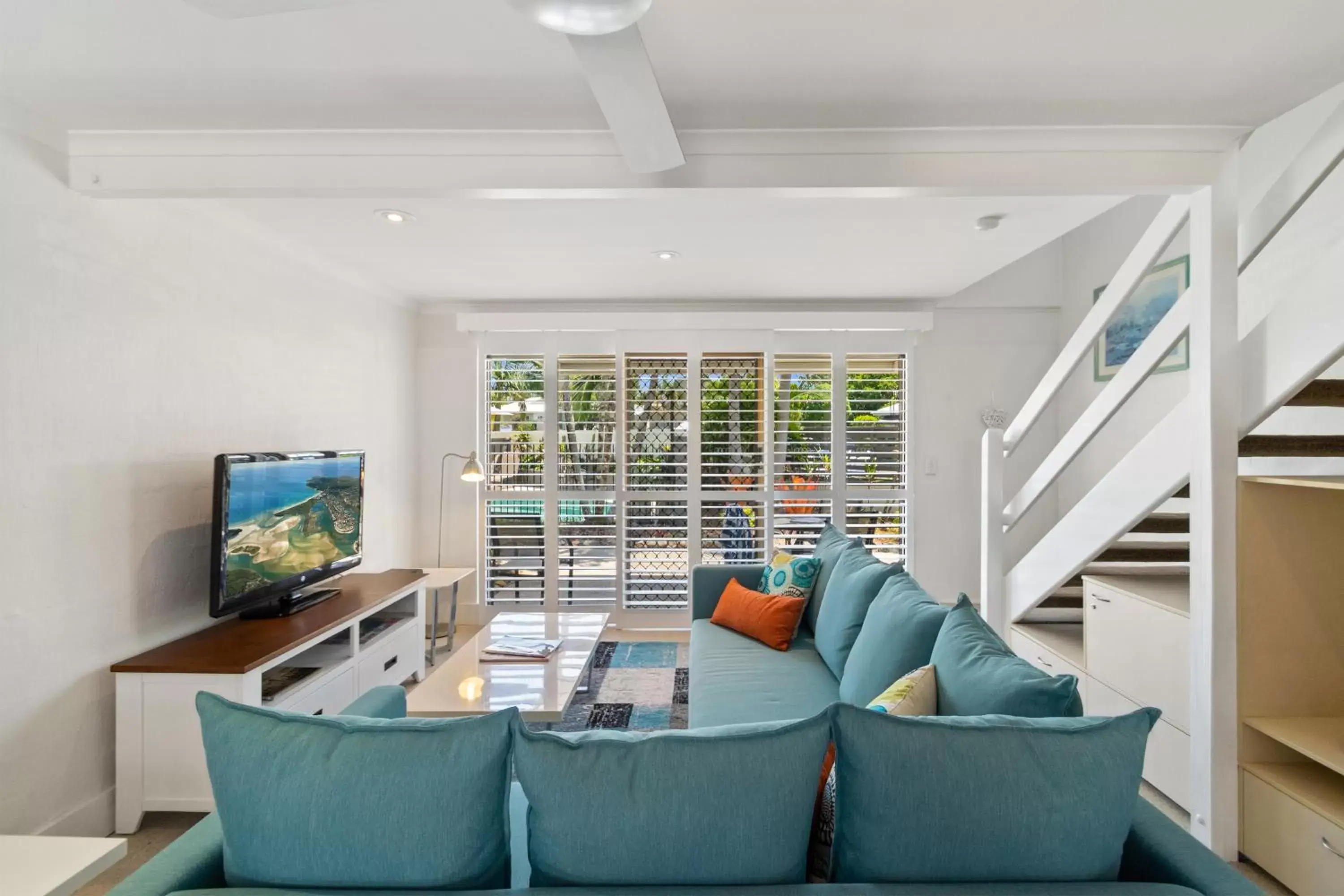 Living room, Seating Area in Noosa Place Resort