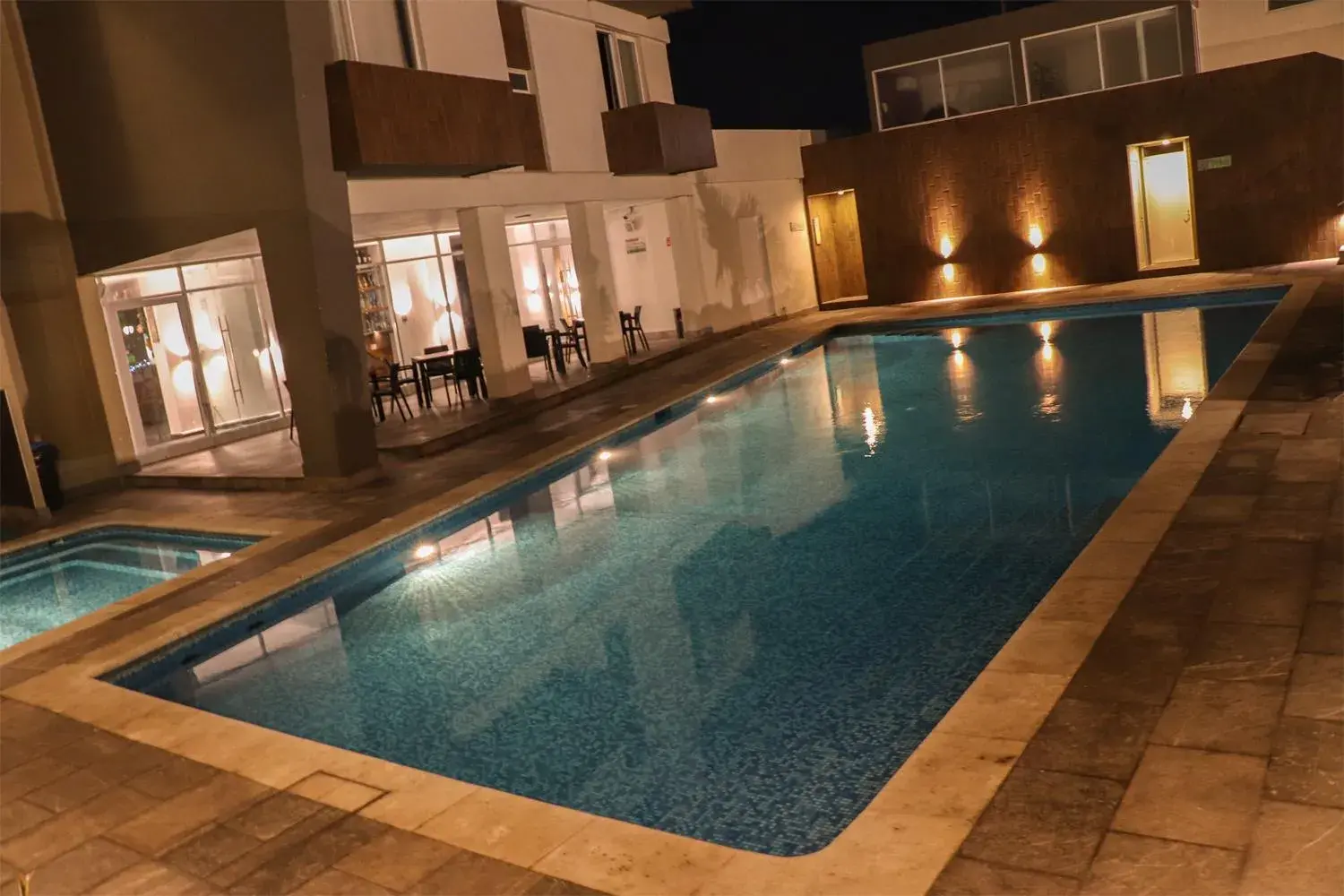 Swimming Pool in Hotel Costa Verde