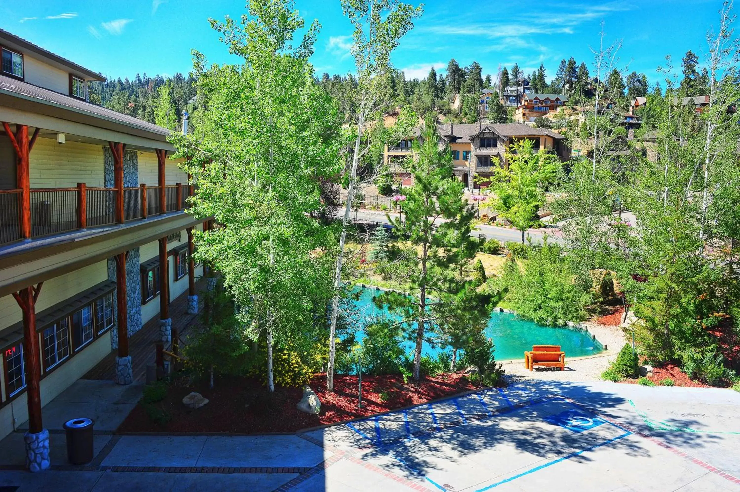Property building, Pool View in Holiday Inn Resort The Lodge at Big Bear Lake, an IHG Hotel