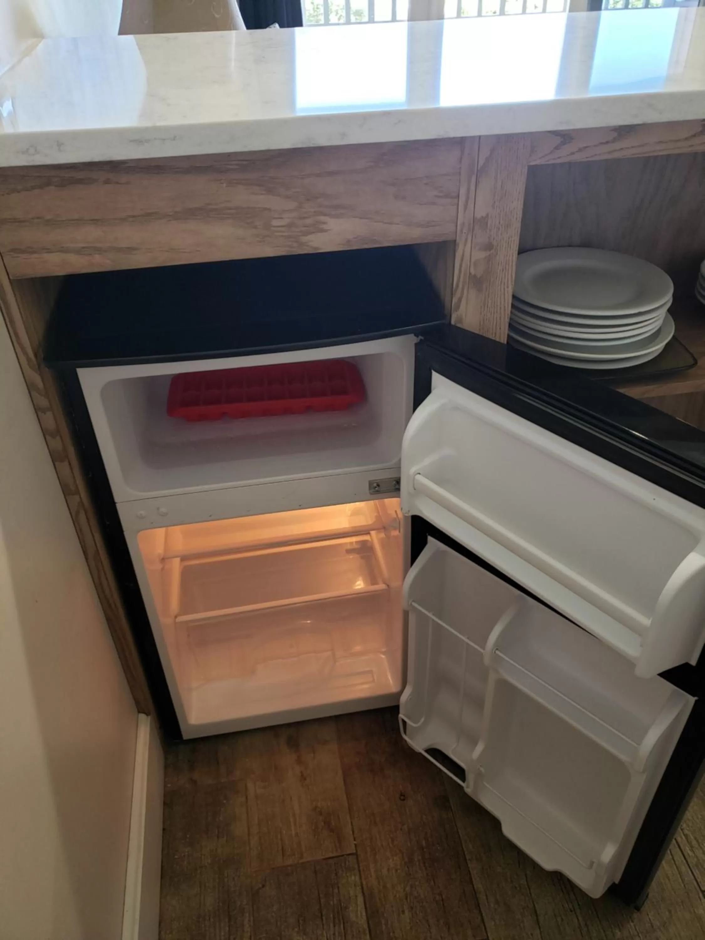 Kitchen or kitchenette in The Victorian Condo/Hotel