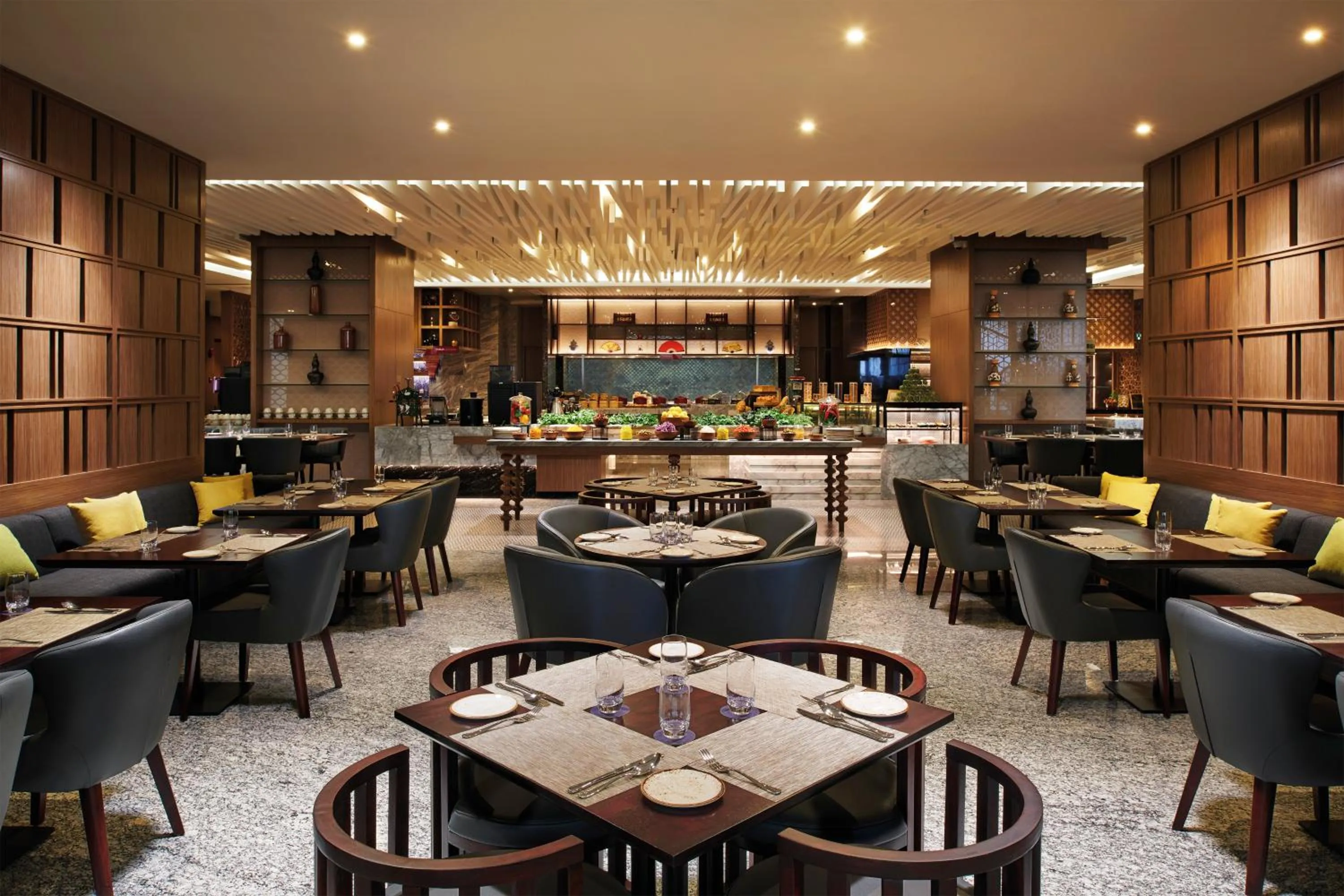 Restaurant/places to eat in Doubletree By Hilton Shah Alam I-City