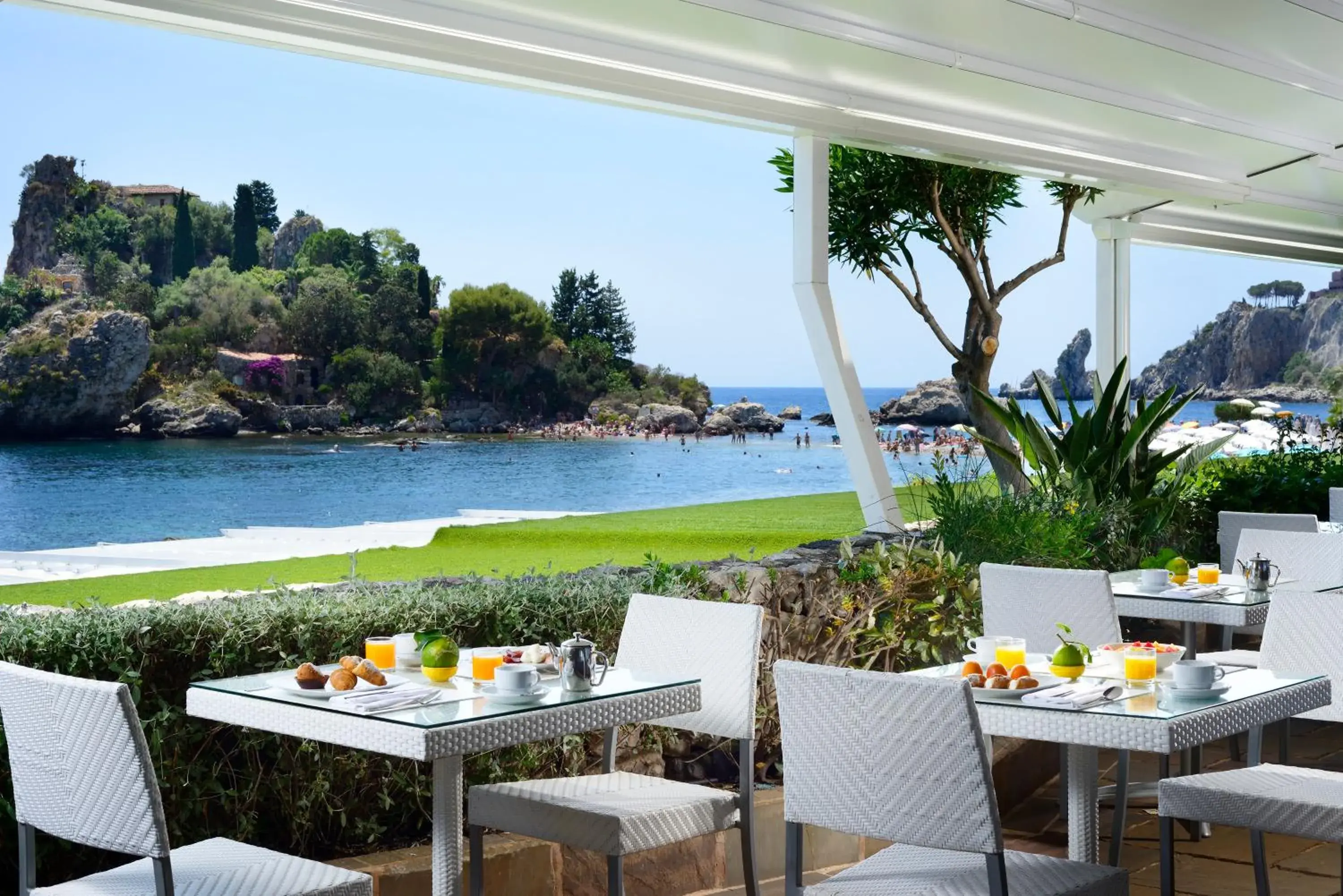 Natural landscape, Restaurant/Places to Eat in La Plage Resort