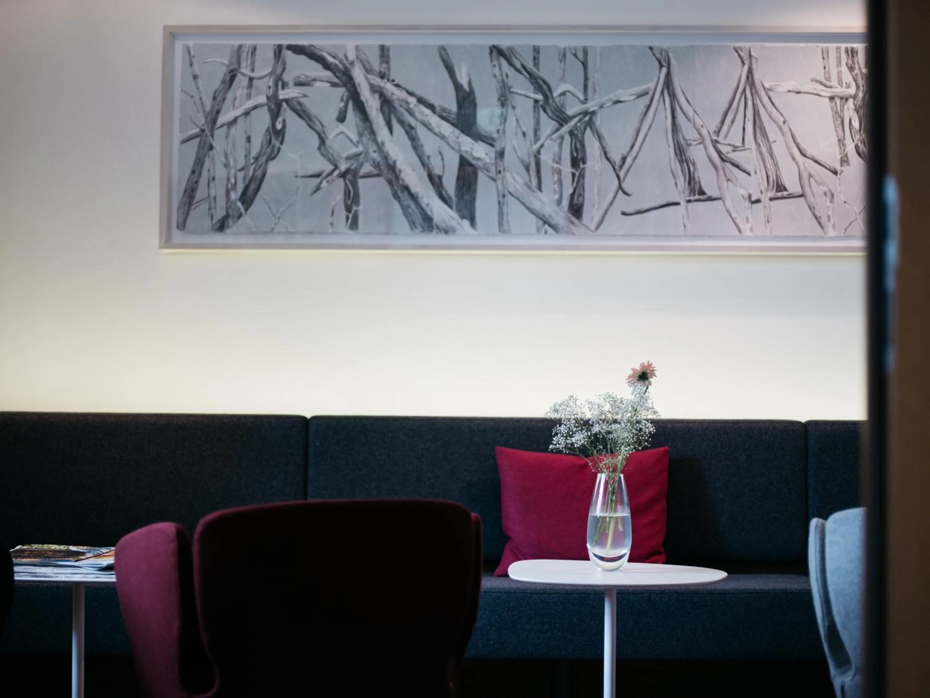 Library in artHotel Blaue Gans