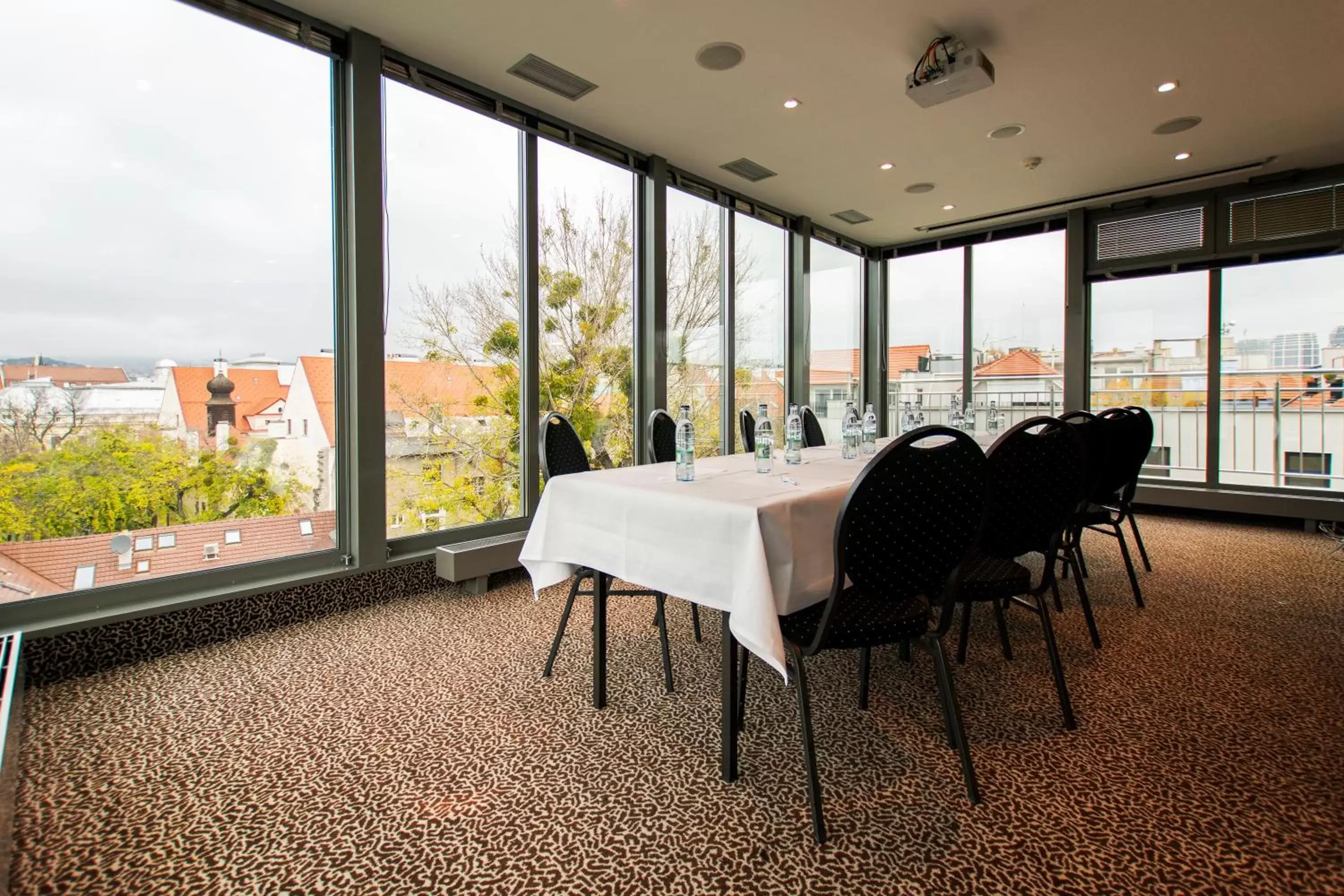 Meeting/conference room in Hotel Avance