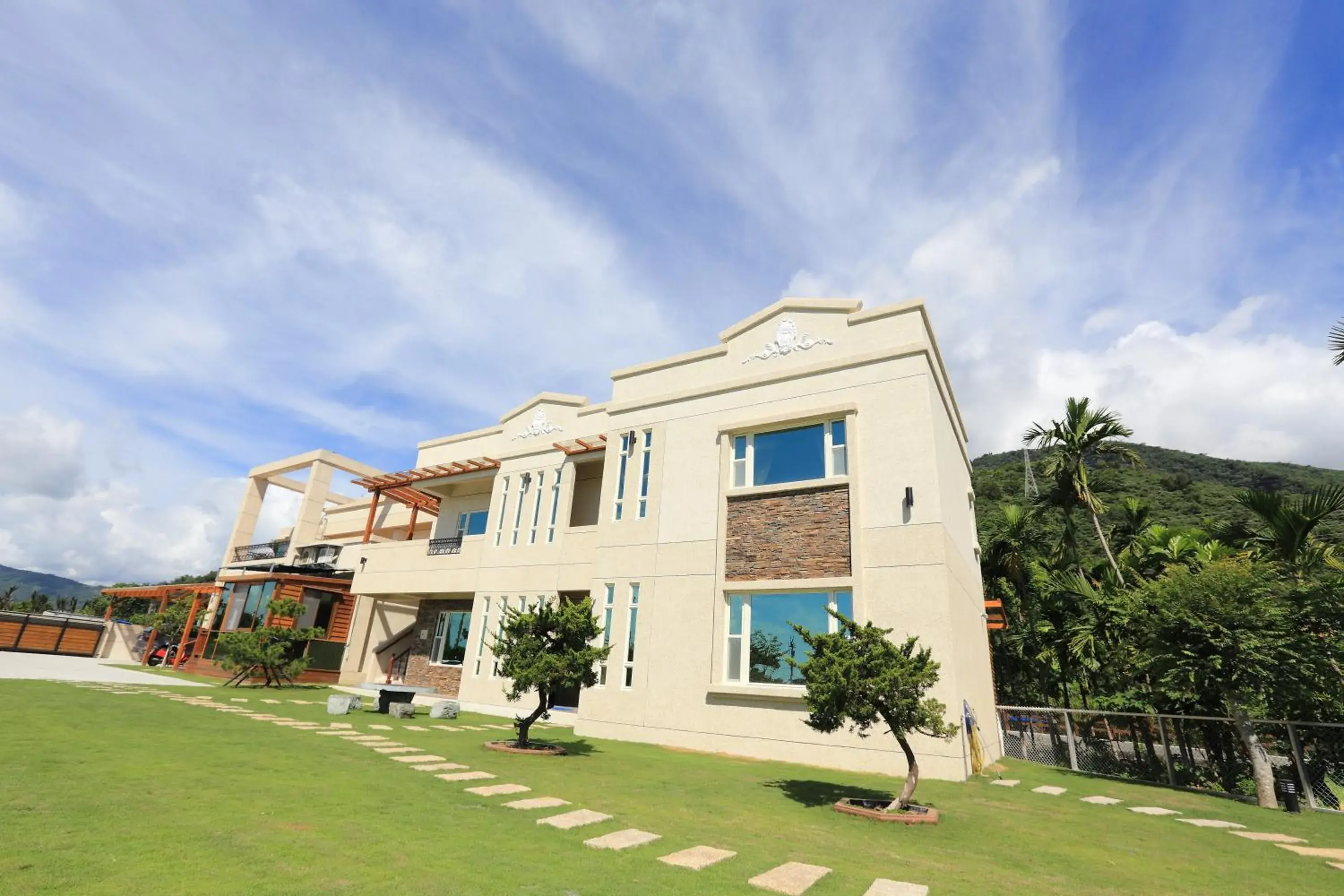 Property building in Cai Feng B&B Property building in Cai Feng B&B